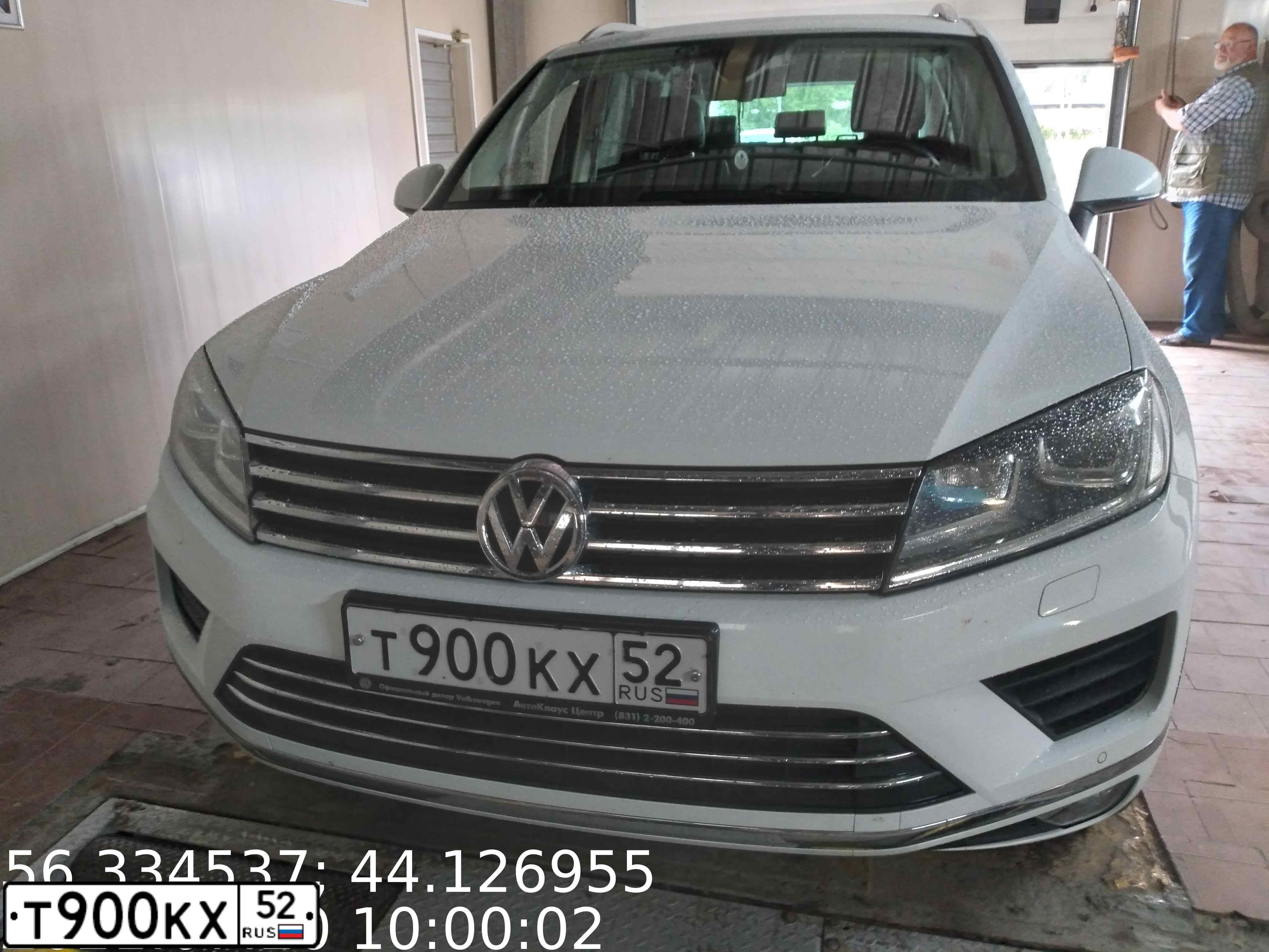 Фото автомобиля TOYOTA AVENSIS, 2007 — госномер Т900КХ52. Цвет: ЧЕРНЫЙ