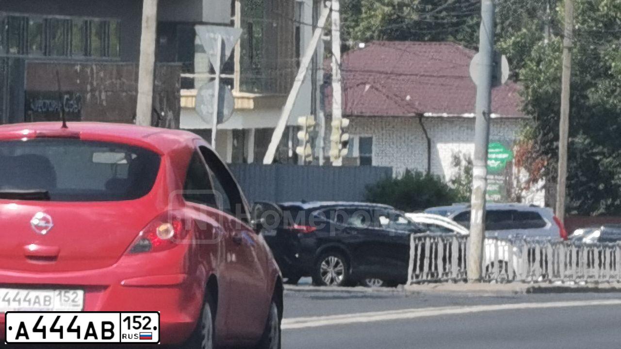 Фото автомобиля MERCEDES-BENZ GL350, 2011 — госномер С851ТТ193. Цвет: ЧЕРНЫЙ