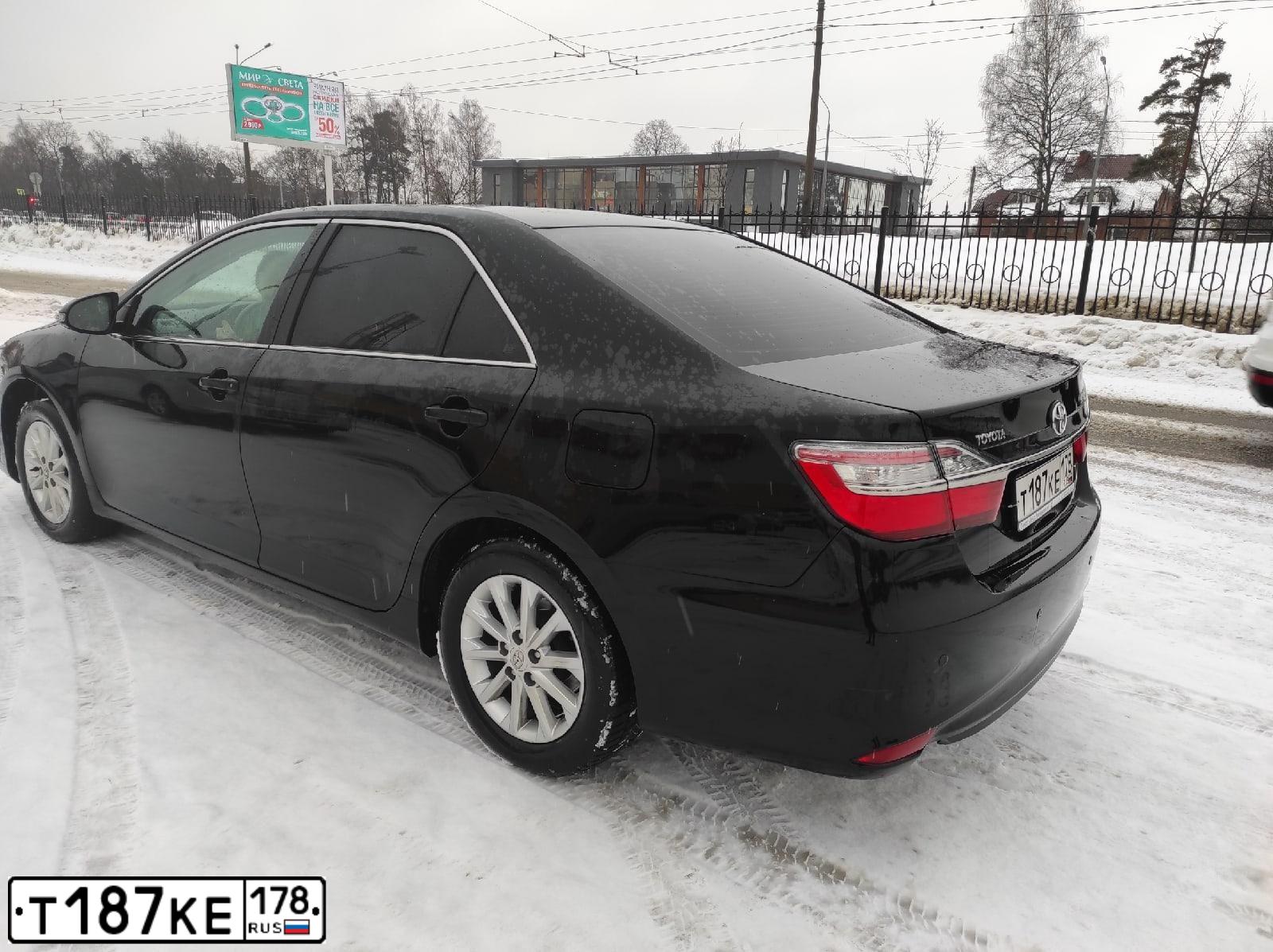 Фото автомобиля TOYOTA CAMRY, 2015 — госномер Т187КЕ178. Цвет: ЧЕРНЫЙ МЕТАЛЛИК