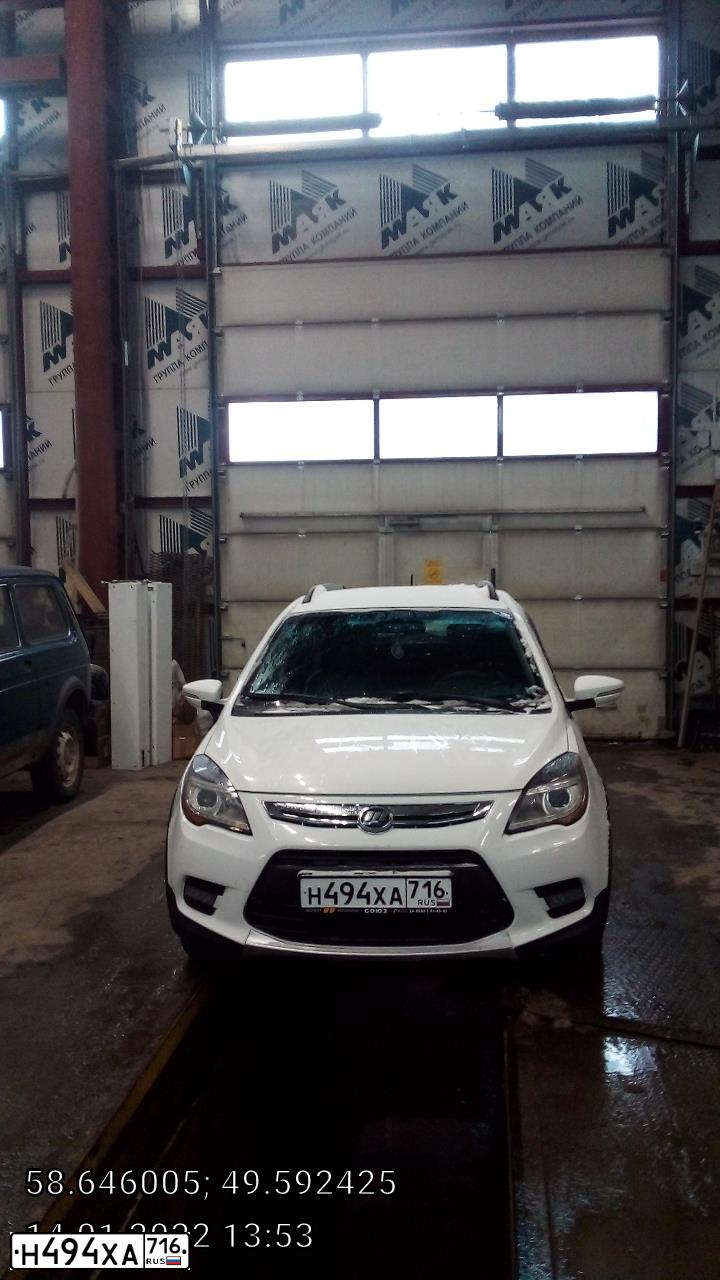 Фото автомобиля LIFAN X 50, 2015 — госномер В681ХО43. Цвет: Белый
