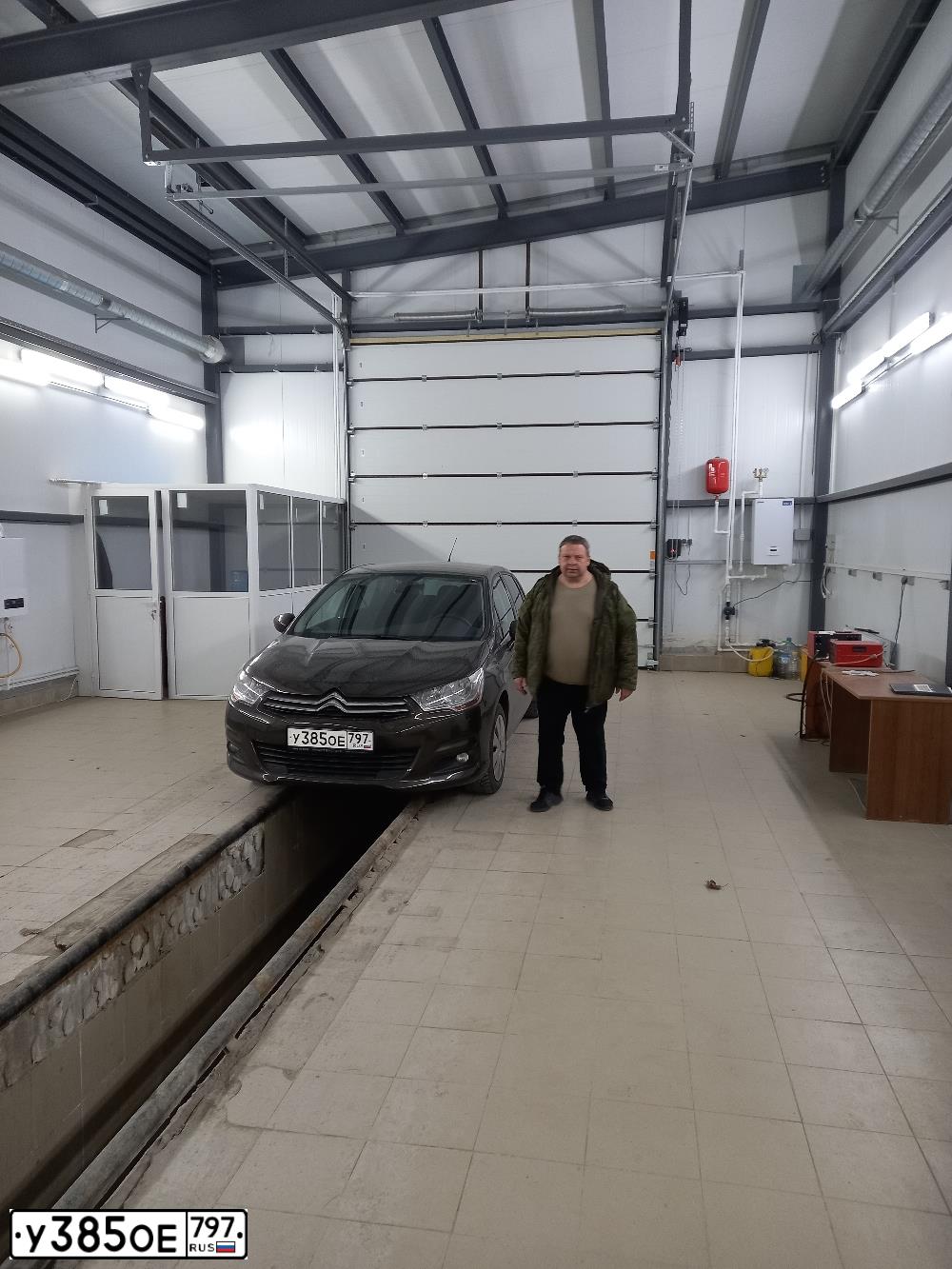 Фото автомобиля CITROEN C4, 2011 — госномер Т398РУ797. Цвет: Коричневый