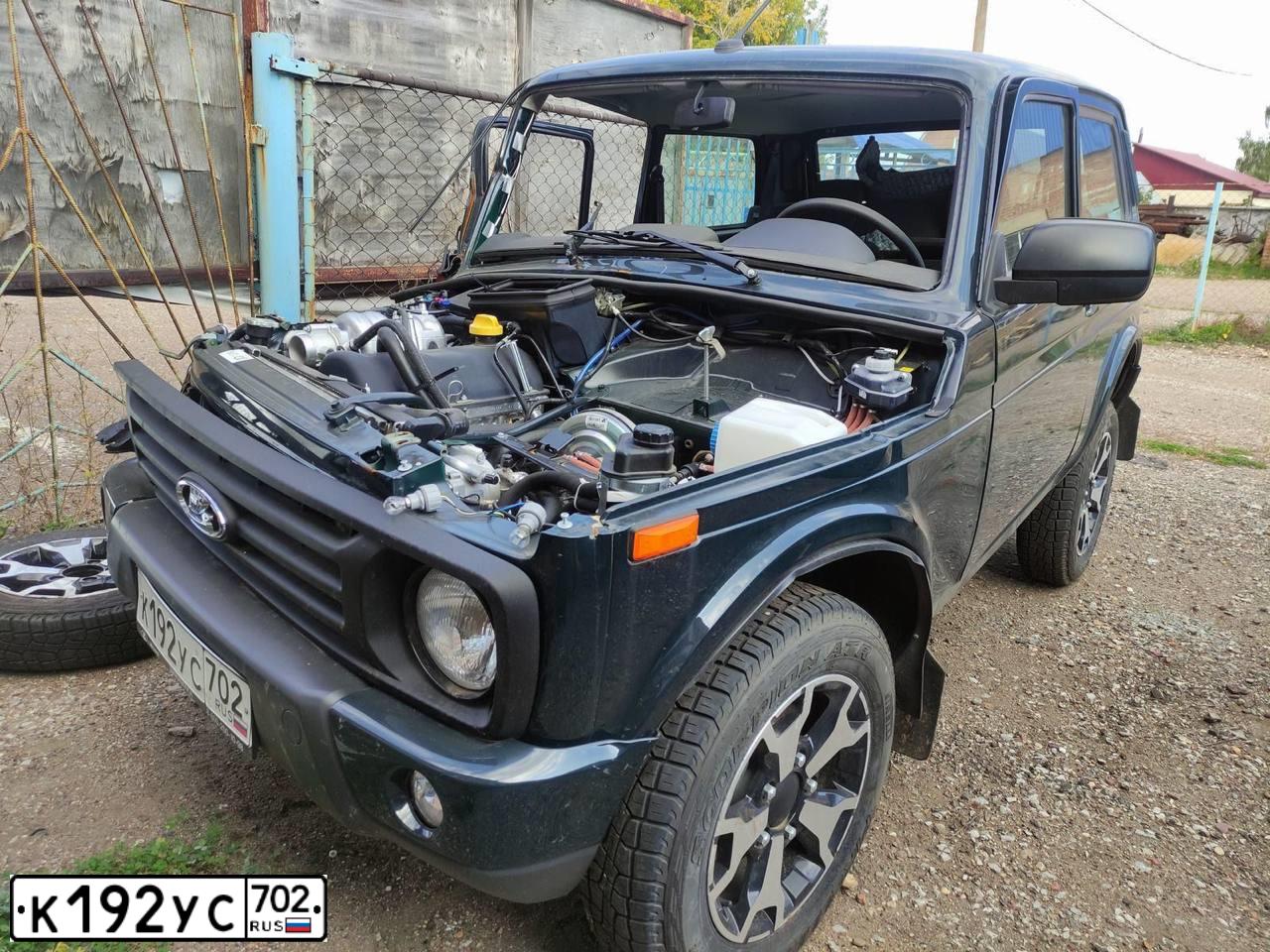 Фото автомобиля LADA 212140 LADA 4X4, 2023 — госномер К192УС702. Цвет: Темно-зеленый