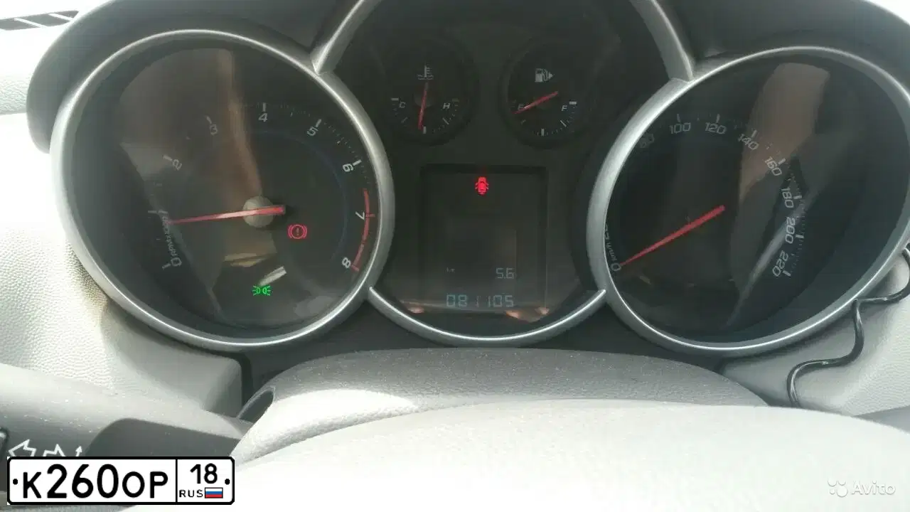 Фото автомобиля CHEVROLET CRUZE, 2013 — госномер К260ОР18. Цвет: ЧЕРНЫЙ МЕТАЛЛИК