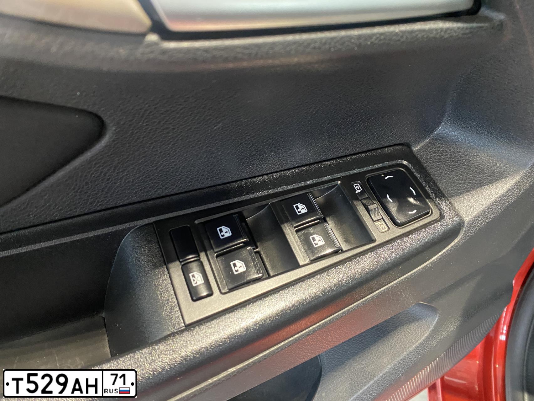 Фото автомобиля LADA VESTA, 2016 — госномер Т529АН71. Цвет: КРАСНЫЙ