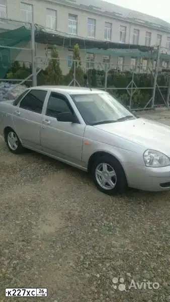 Фото автомобиля ЛАДА 217030 LADA PRIORA, 2012 — госномер В909РУ09. Цвет: СВЕТЛО-СЕРЕБРИСТЫЙ МЕТАЛЛ