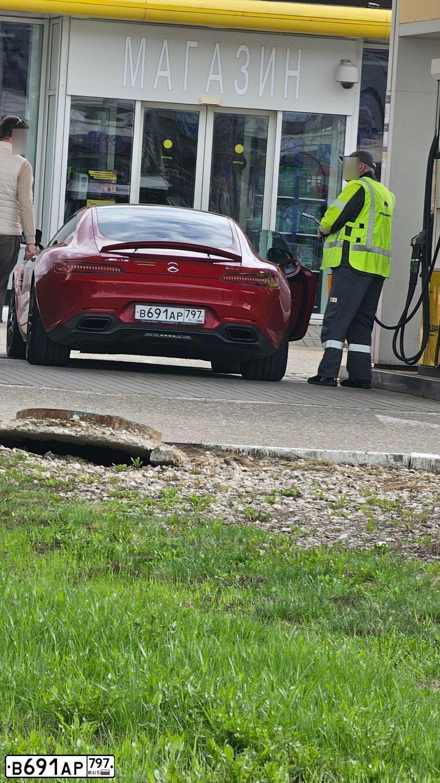 Фото автомобиля MERCEDES AMG GT, 2015 — госномер В691АР797. Цвет: Красный