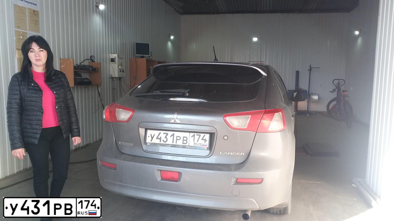 Фото автомобиля MITSUBISHI LANCER, 2008 — госномер Т625ТМ196. Цвет: СЕРЫЙ