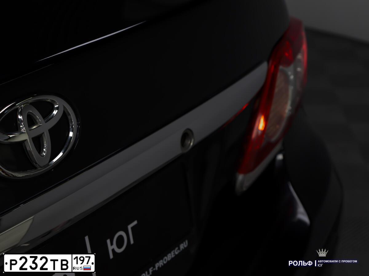 Фото автомобиля TOYOTA COROLLA, 2012 — госномер Р232ТВ197. Цвет: ЧЕРНЫЙ