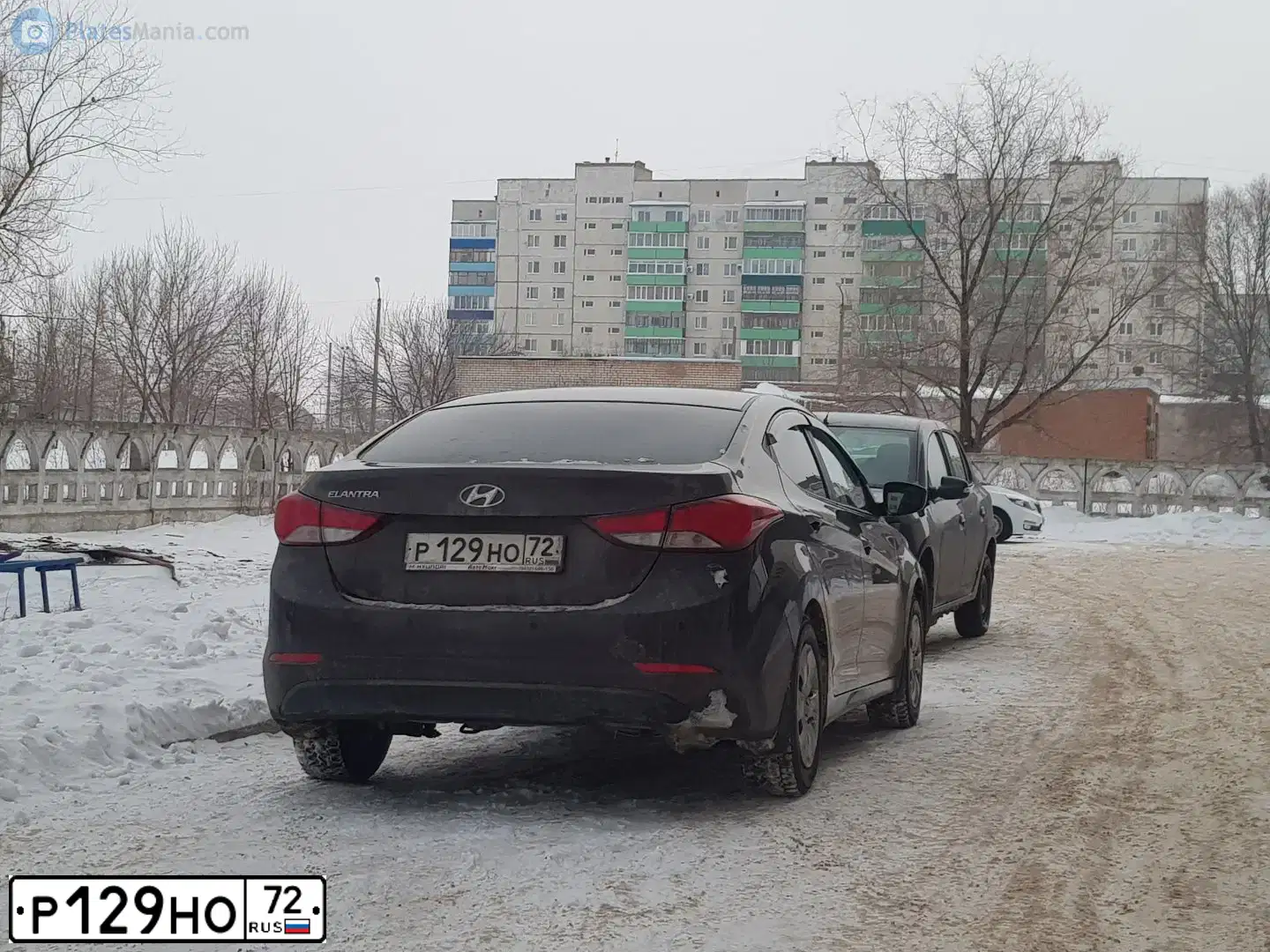 Фото автомобиля HYUNDAI ELANTRA, 2014 — госномер К301АХ156. Цвет: Коричневый
