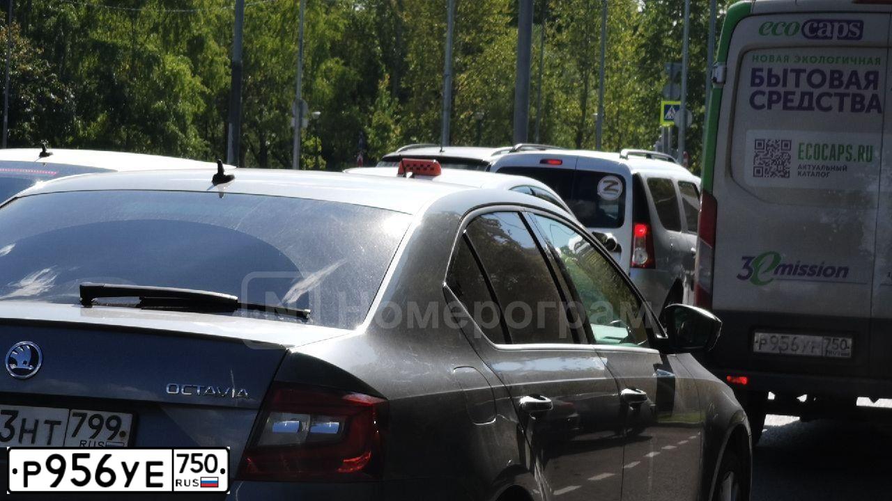 Фото автомобиля CHERY TIGGO, 2012 — госномер Р956УЕ750. Цвет: СЕРЫЙ