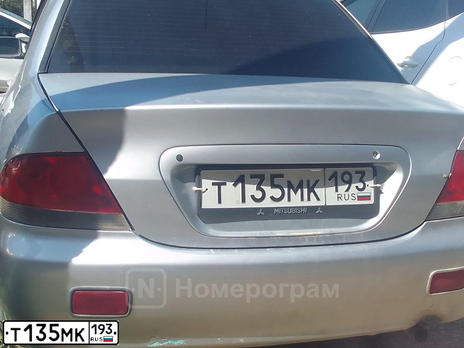 Фото автомобиля MITSUBISHI LANCER, 2004 — госномер Т135МК193. Цвет: СЕРЕБРИСТЫЙ