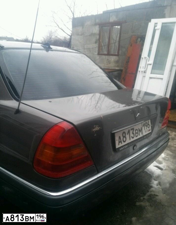 Фото автомобиля MERCEDES C-KLASSE, 1995 — госномер А813ВМ196. Цвет: КОРИЧНЕВЫЙ