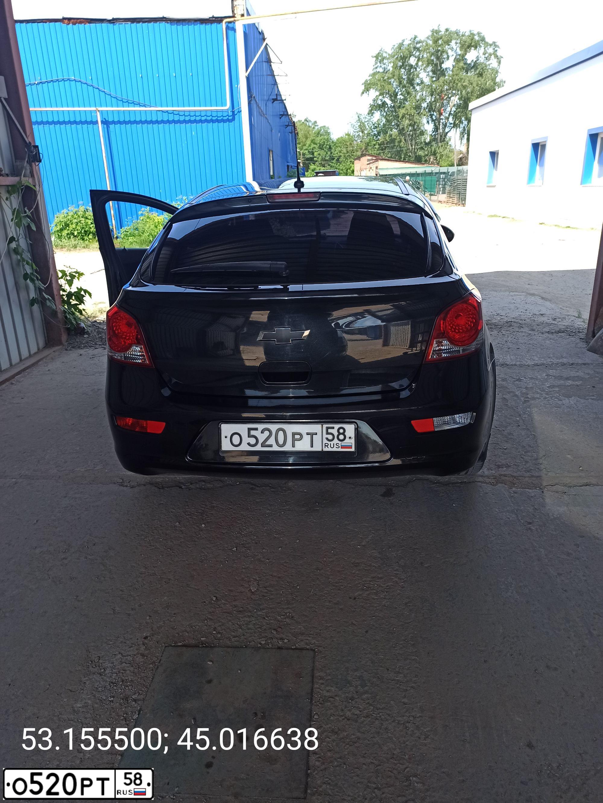 Фото автомобиля CHEVROLET CRUZE, 2013 — госномер О520РТ58. Цвет: ЧЕРНЫЙ МЕТАЛЛИК