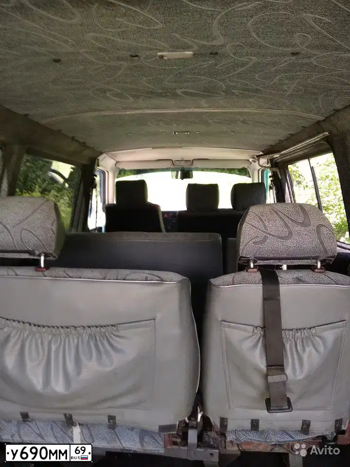 Фото автомобиля VOLKSWAGEN TRANSPORTER, 1999 — госномер У690ММ69. Цвет: БЕЛЫЙ