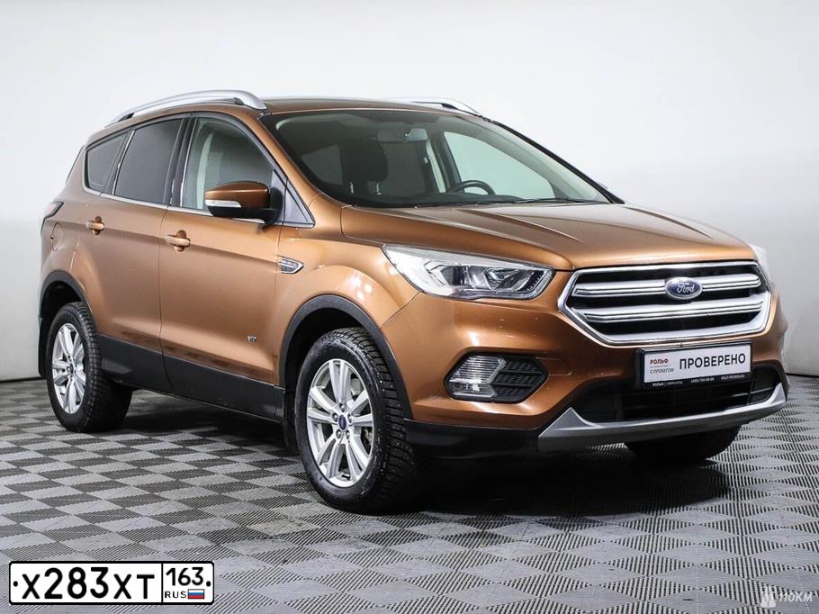 Фото автомобиля FORD KUGA, 2017 — госномер У153УА797. Цвет: Коричневый