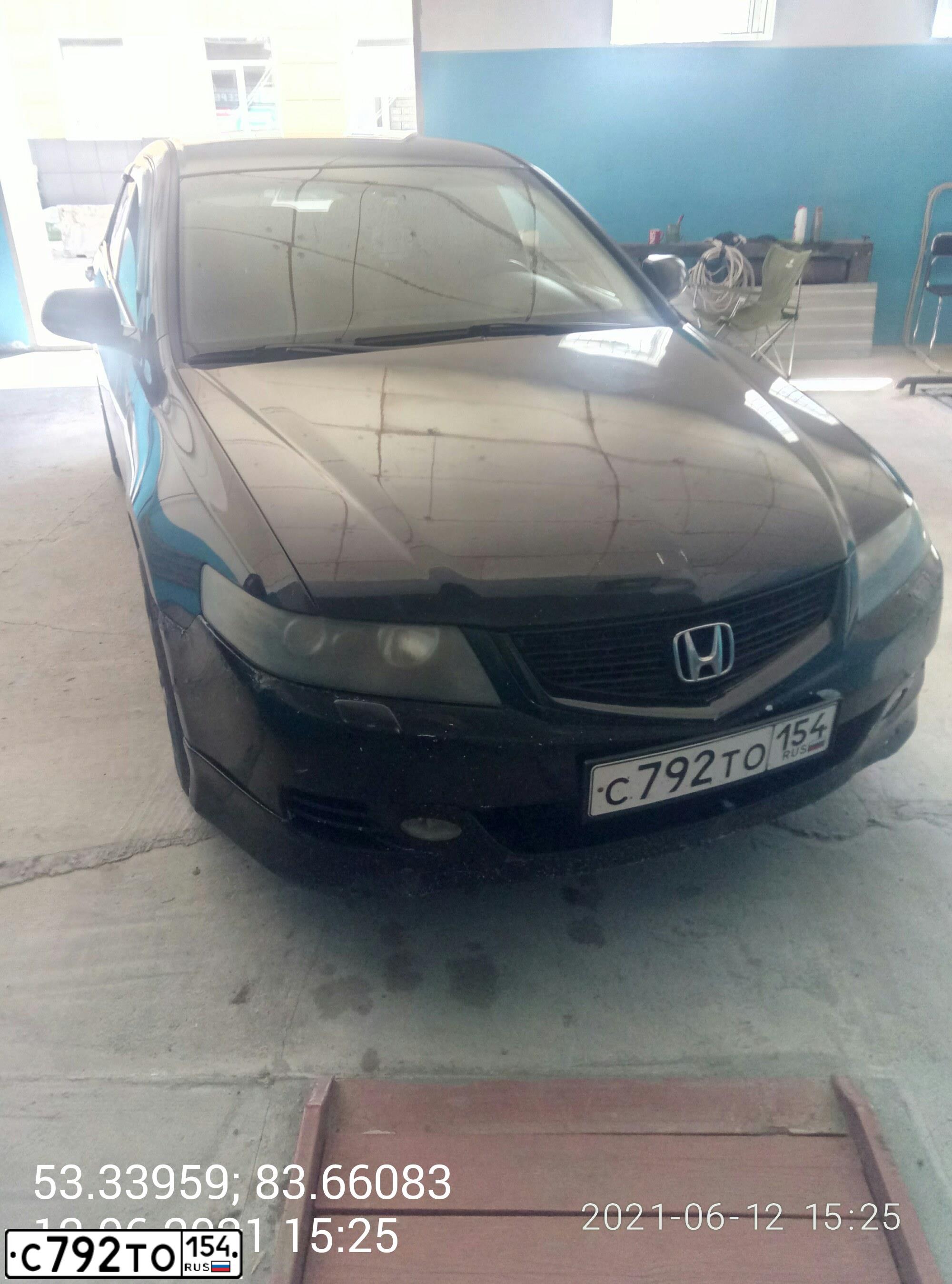 Фото автомобиля HONDA ACCORD, 2006 — госномер С947УЕ70. Цвет: ЧЕРНЫЙ