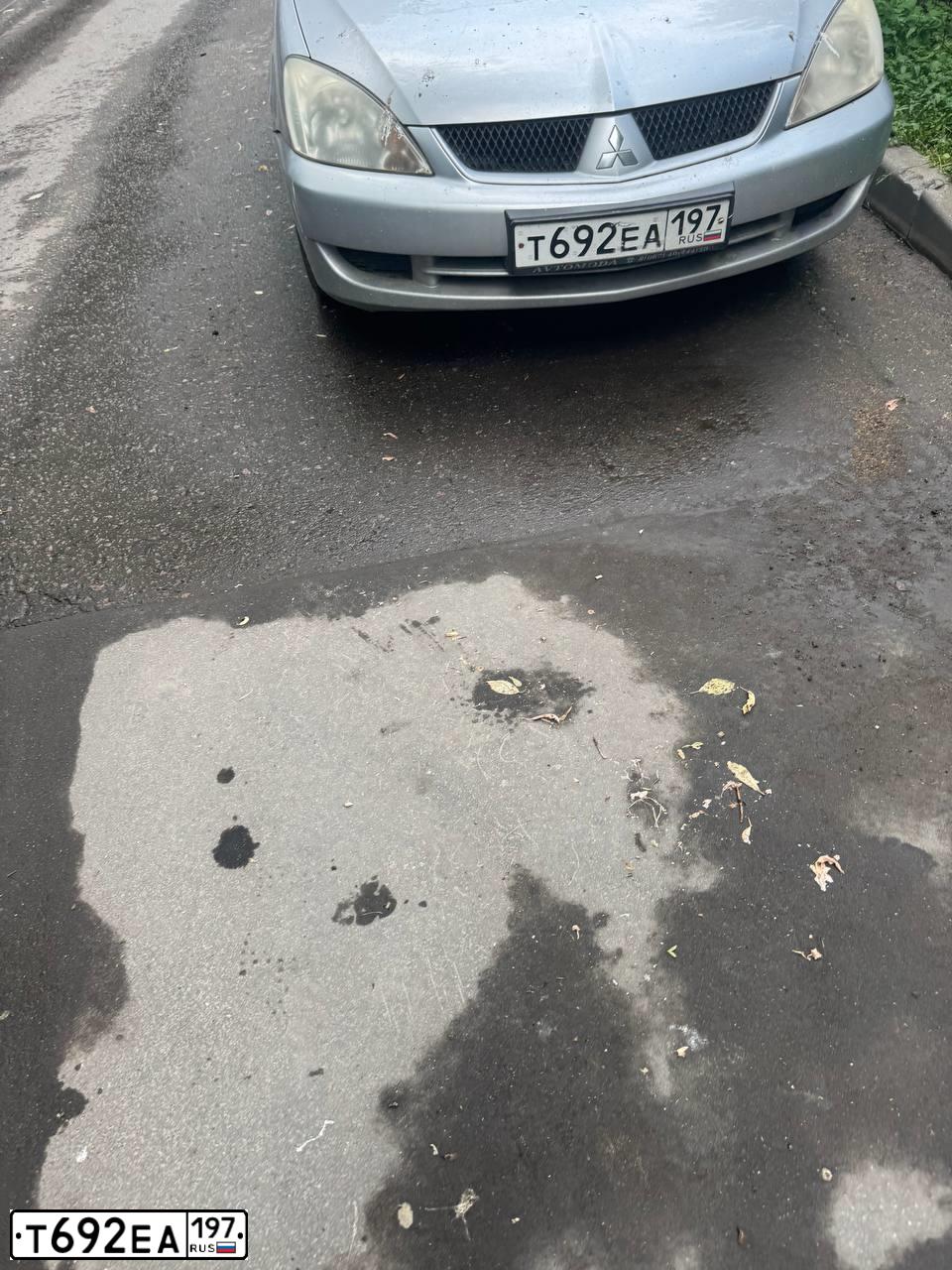 Фото автомобиля MITSUBISHI LANCER, 2006 — госномер Т692ЕА197. Цвет: СЕРЕБРИСТЫЙ