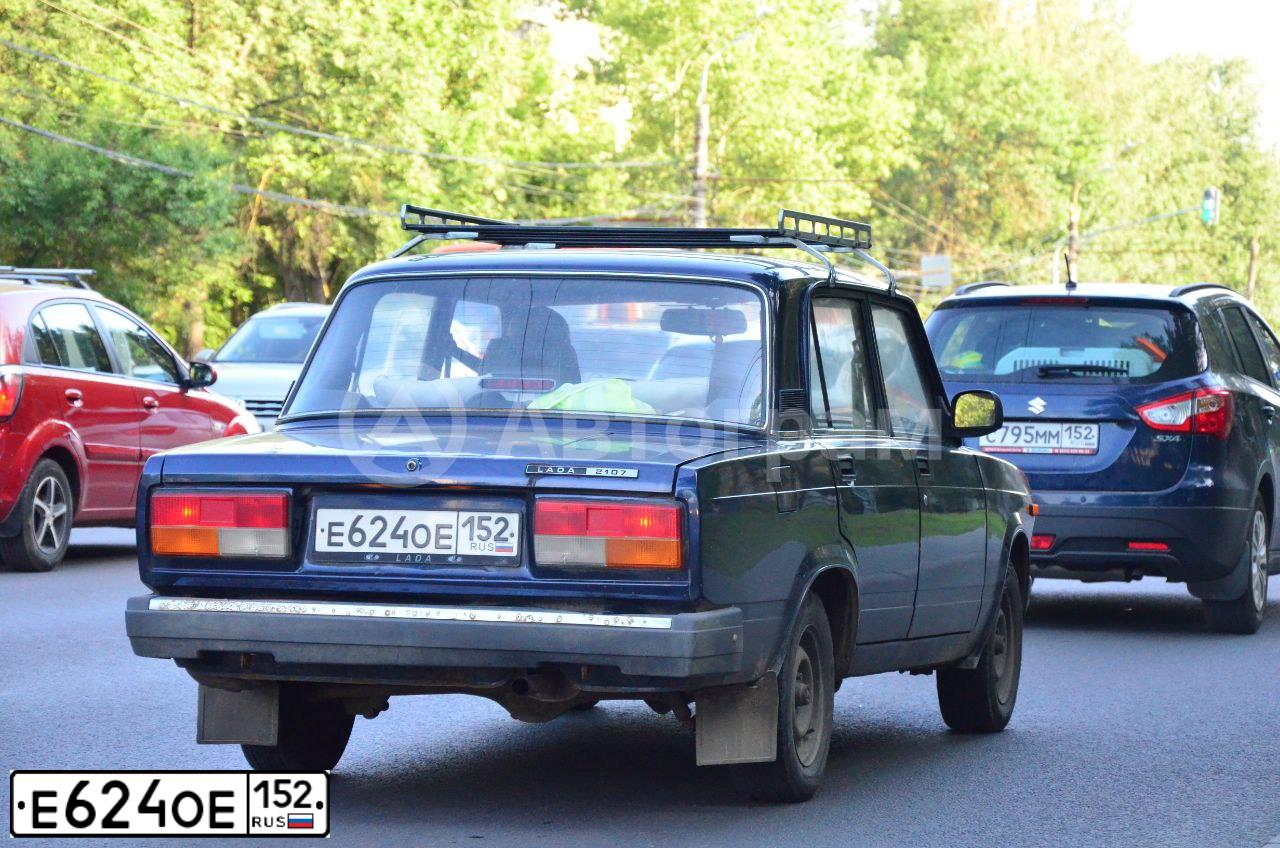 Фото автомобиля LADA 2107, 2011 — госномер Е624ОЕ152. Цвет: СИНИЙ