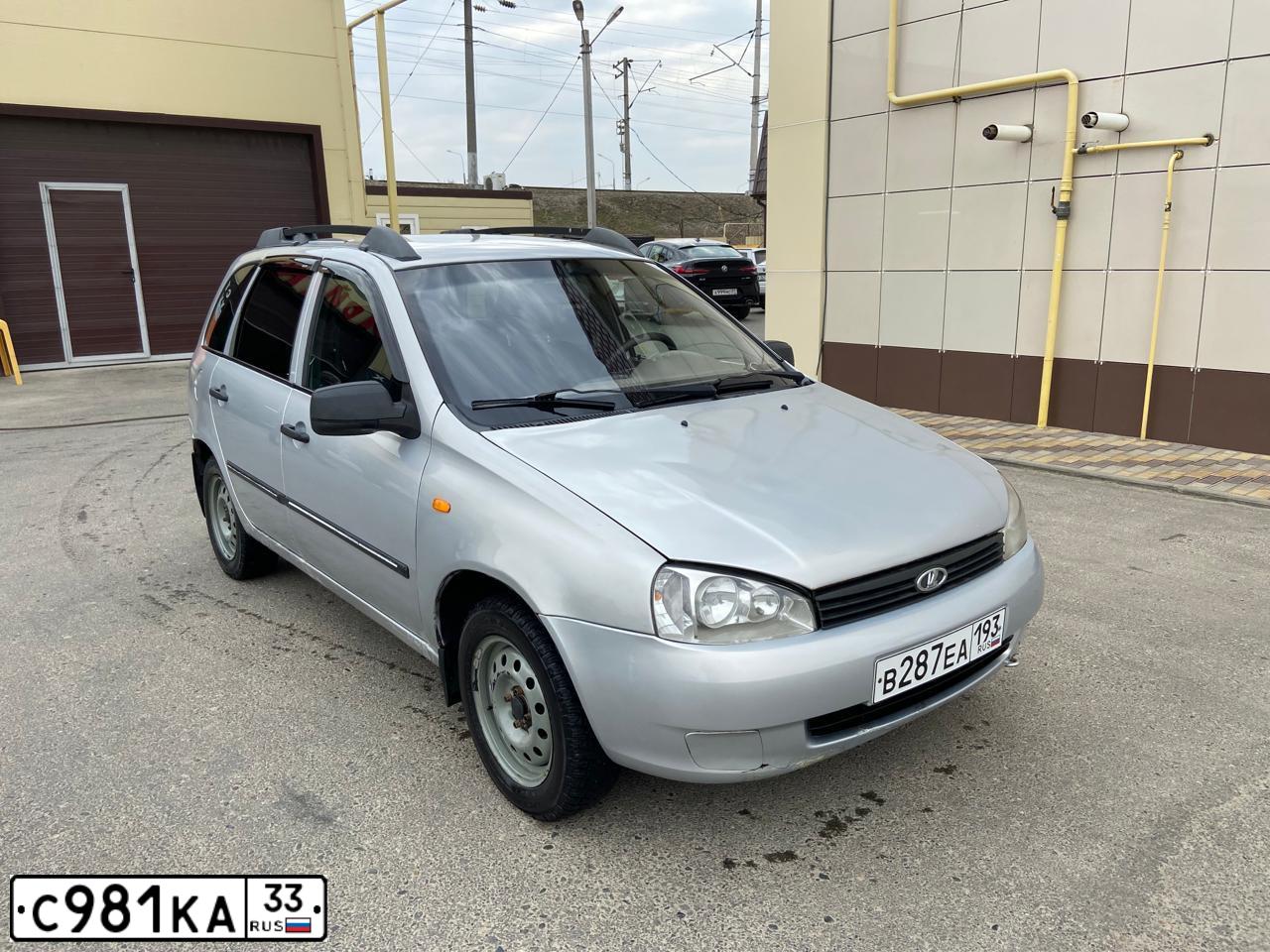 Фото автомобиля LADA 1117 KALINA, 2010 — госномер С981КА33. Цвет: Серебристый