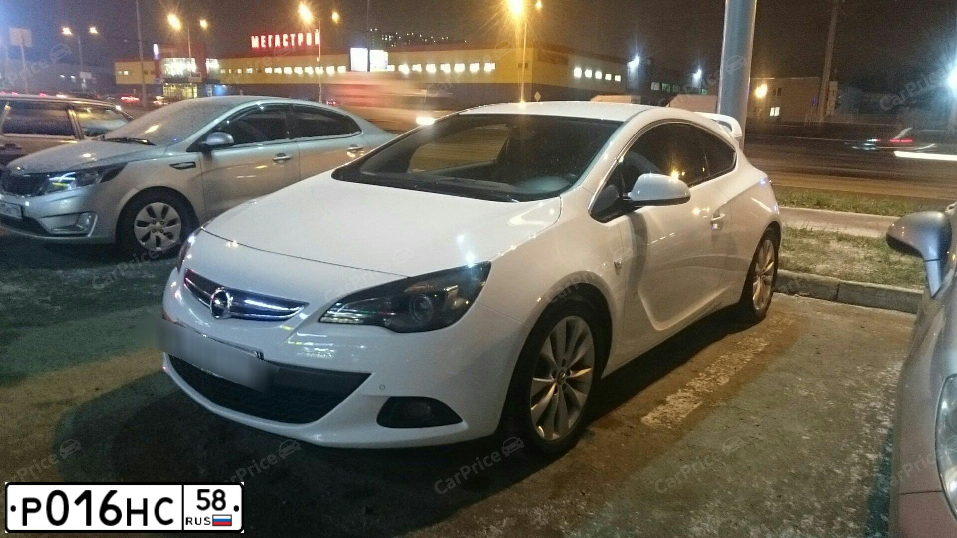 Фото автомобиля OPEL ASTRA, 2014 — госномер Р016НС58. Цвет: Белый
