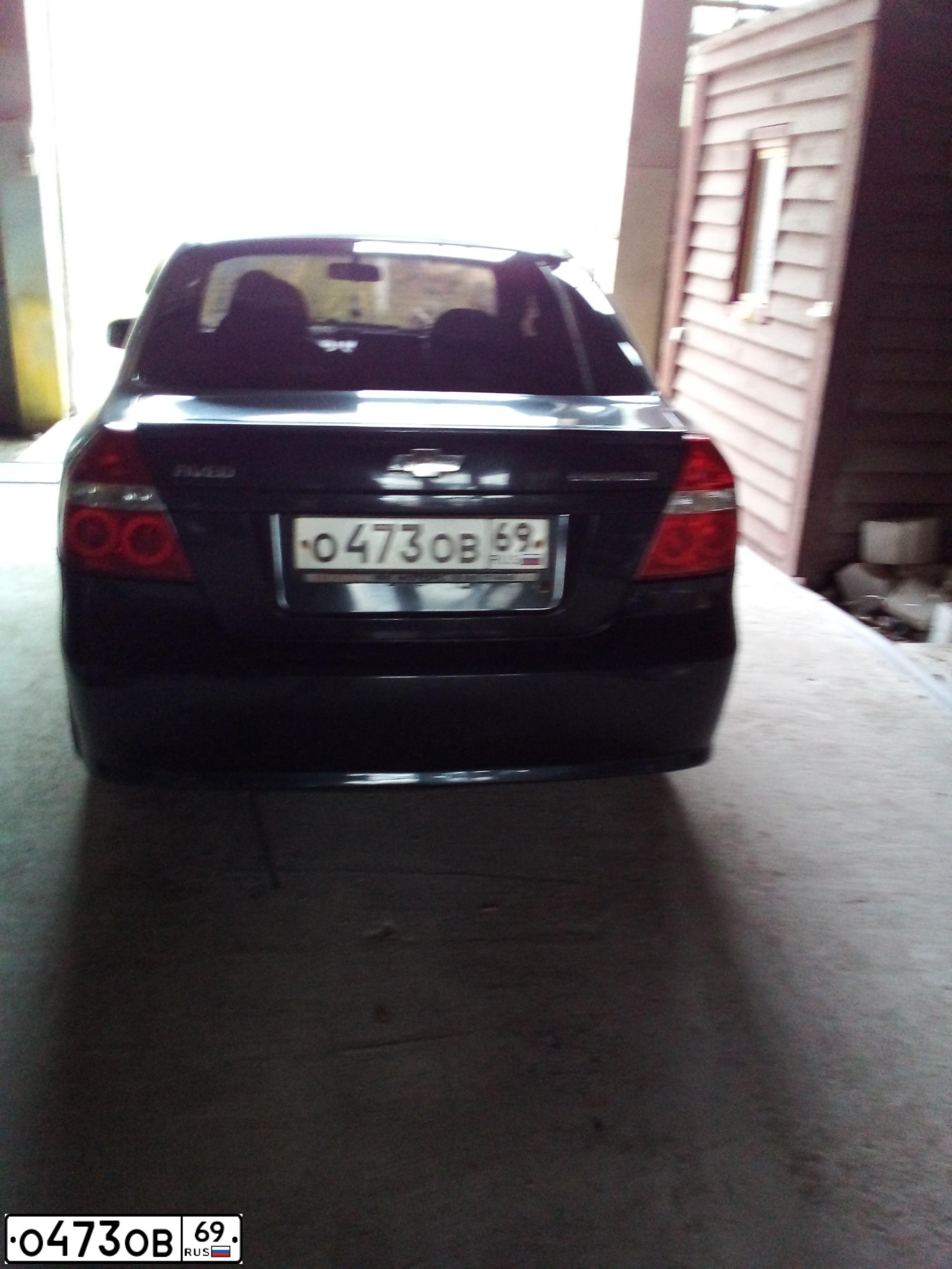 Фото автомобиля CHEVROLET AVEO, 2007 — госномер К548АН35. Цвет: СИНИЙ
