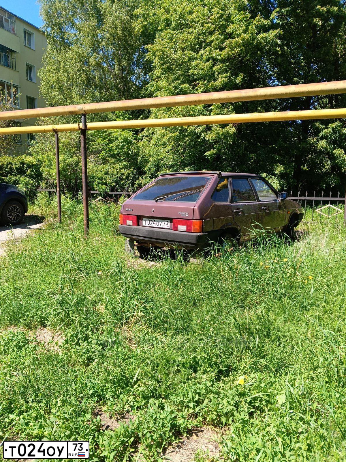 Фото автомобиля LADA 2109 SAMARA, 2003 — госномер Т024ОУ73. Цвет: КРАСНЫЙ КОРИЧНЕВЫЙ