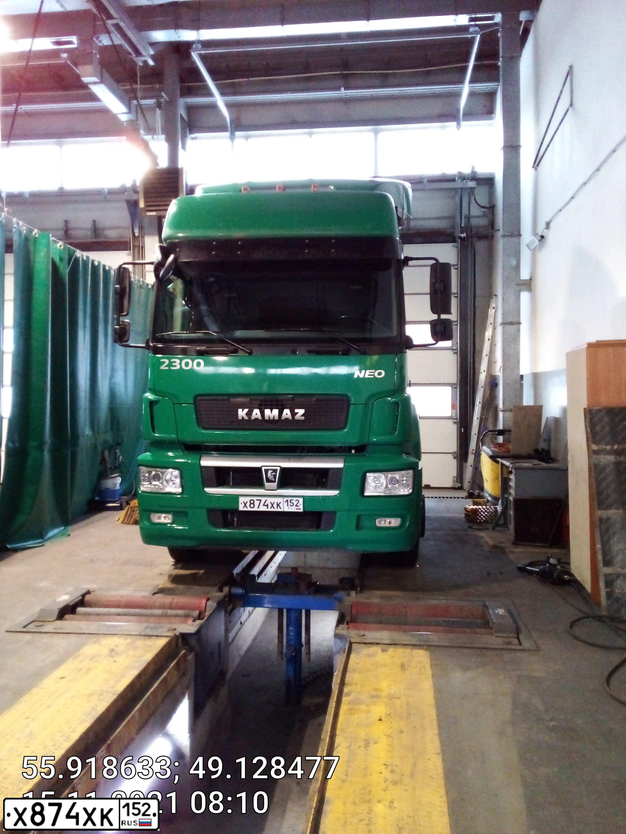Фото автомобиля VOLVO SERIE FH /4X2/, 2017 — госномер Р140НЕ58. Цвет: ЖЁЛТЫЙ