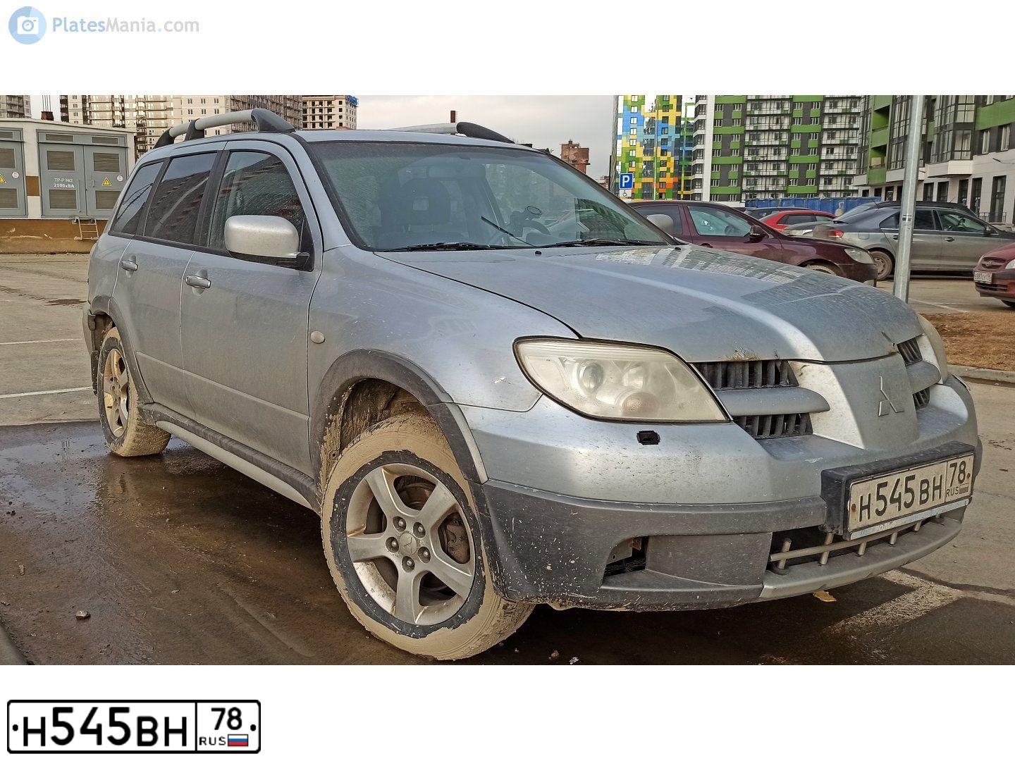 Фото автомобиля MITSUBISHI OUTLANDER, 2006 — госномер М149КХ154. Цвет: Серебристый