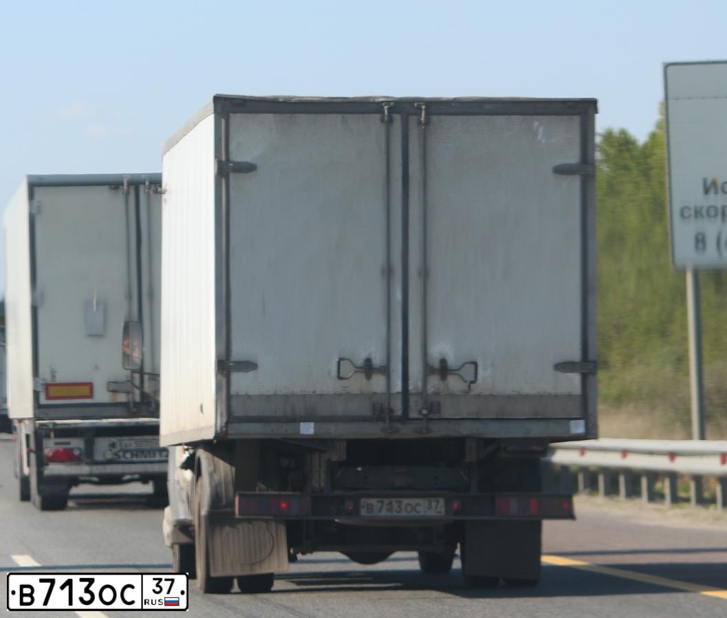 Фото автомобиля GAZ 3310 WALDAI, 2011 — госномер В713ОС37. Цвет: Белый