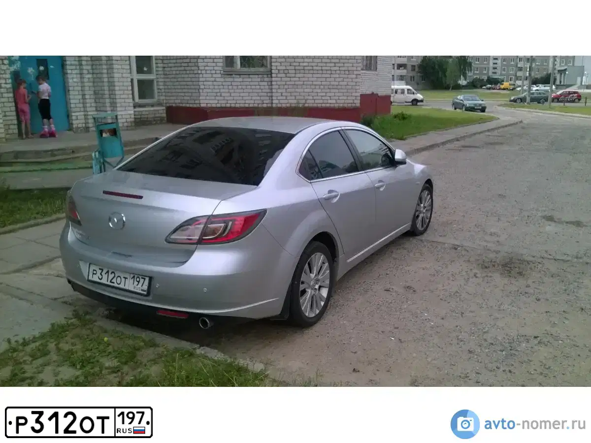 Фото автомобиля MAZDA 6, 2008 — госномер В888НН199. Цвет: СЕРЫЙ