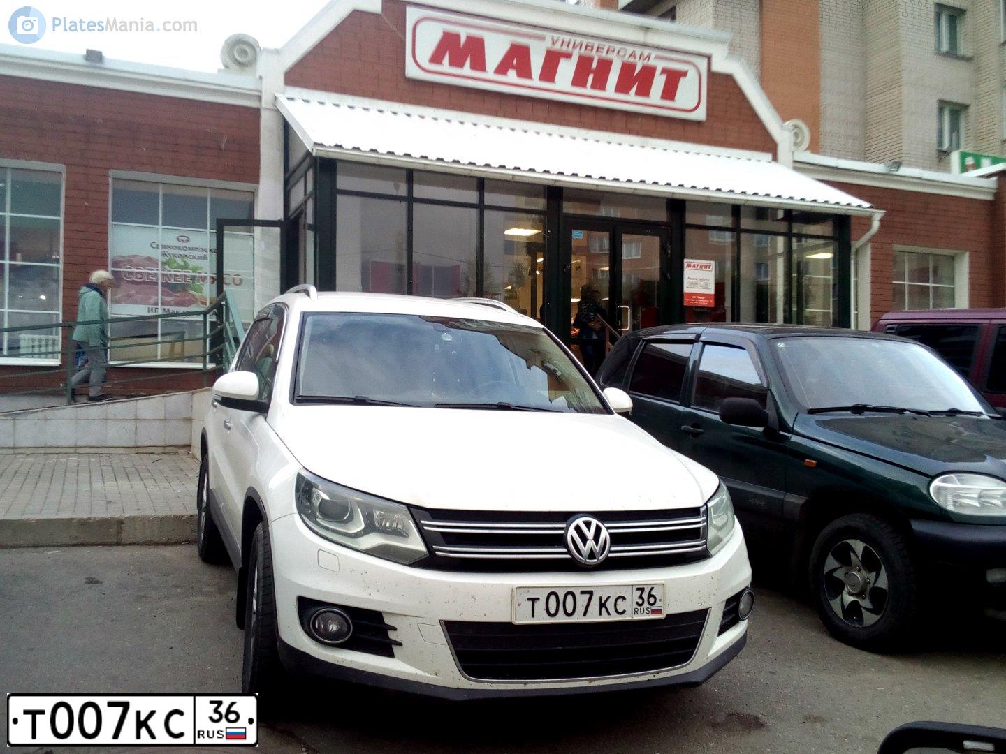 Фото автомобиля VOLKSWAGEN TIGUAN, 2012 — госномер А007СО48. Цвет: Белый