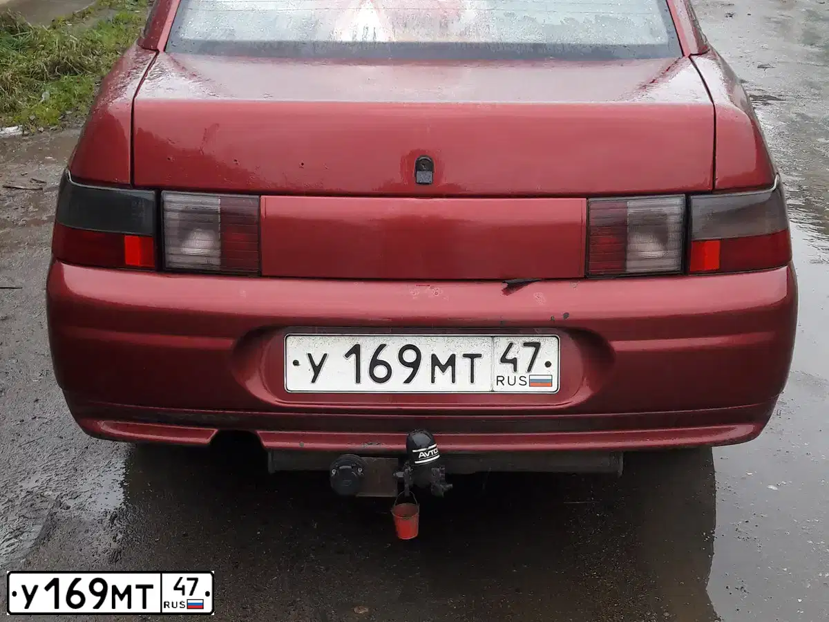 Фото автомобиля LADA 2110, 2001 — госномер У169МТ47. Цвет: ТЕМНО-КРАСНЫЙ