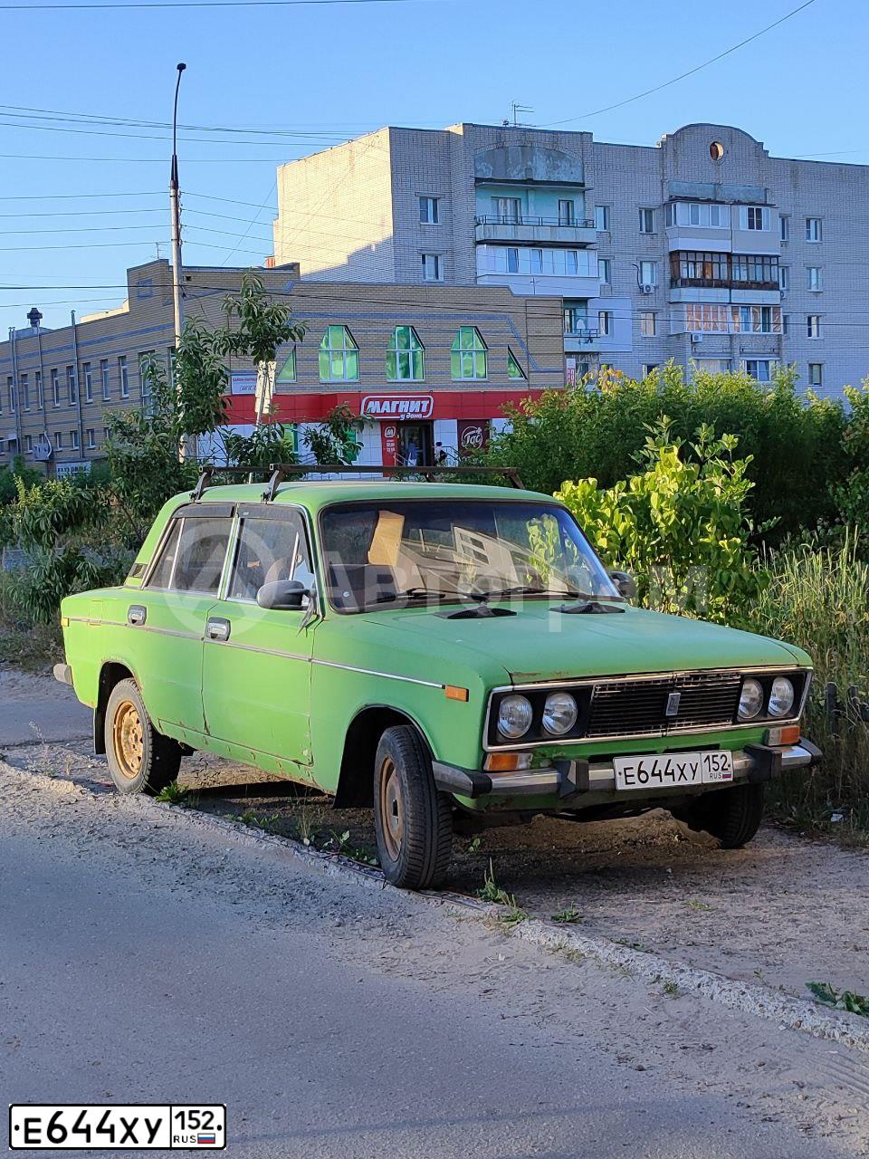 Фото автомобиля LADA 2106, 1983 — госномер Е644ХУ152. Цвет: СВЕТЛО-ЗЕЛЕНЫЙ