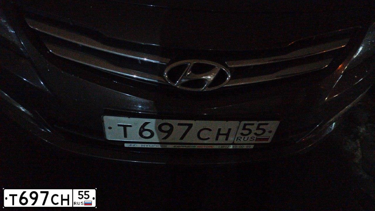 Фото автомобиля HYUNDAI SOLARIS, 2016 — госномер Т697СН55. Цвет: КОРИЧНЕВЫЙ