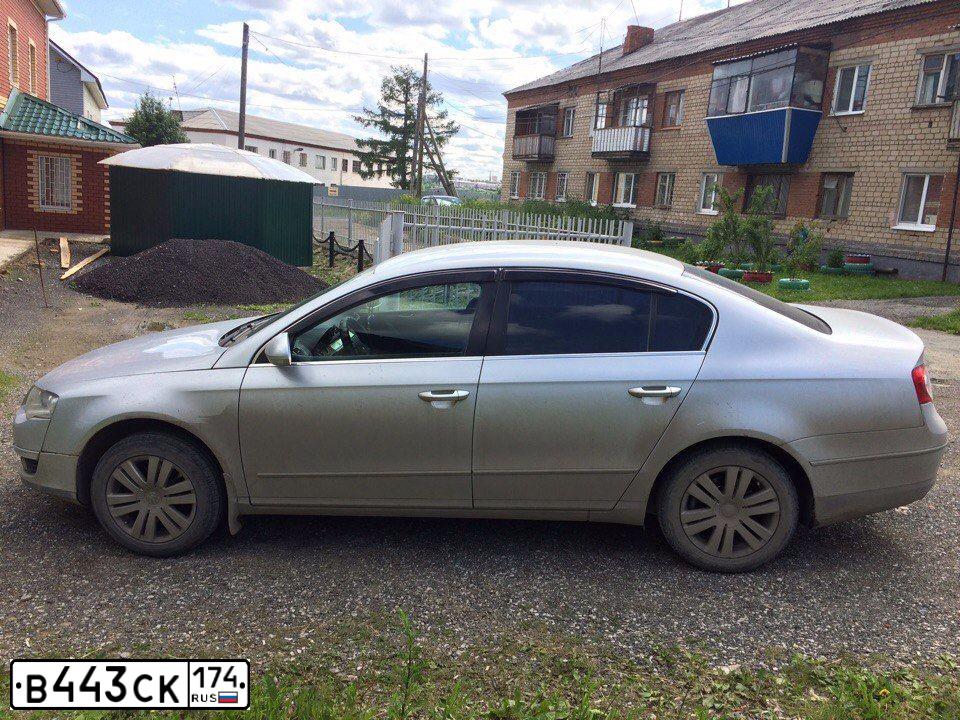 Фото автомобиля VOLKSWAGEN PASSAT, 2007 — госномер В614АЕ774. Цвет: Серебристый