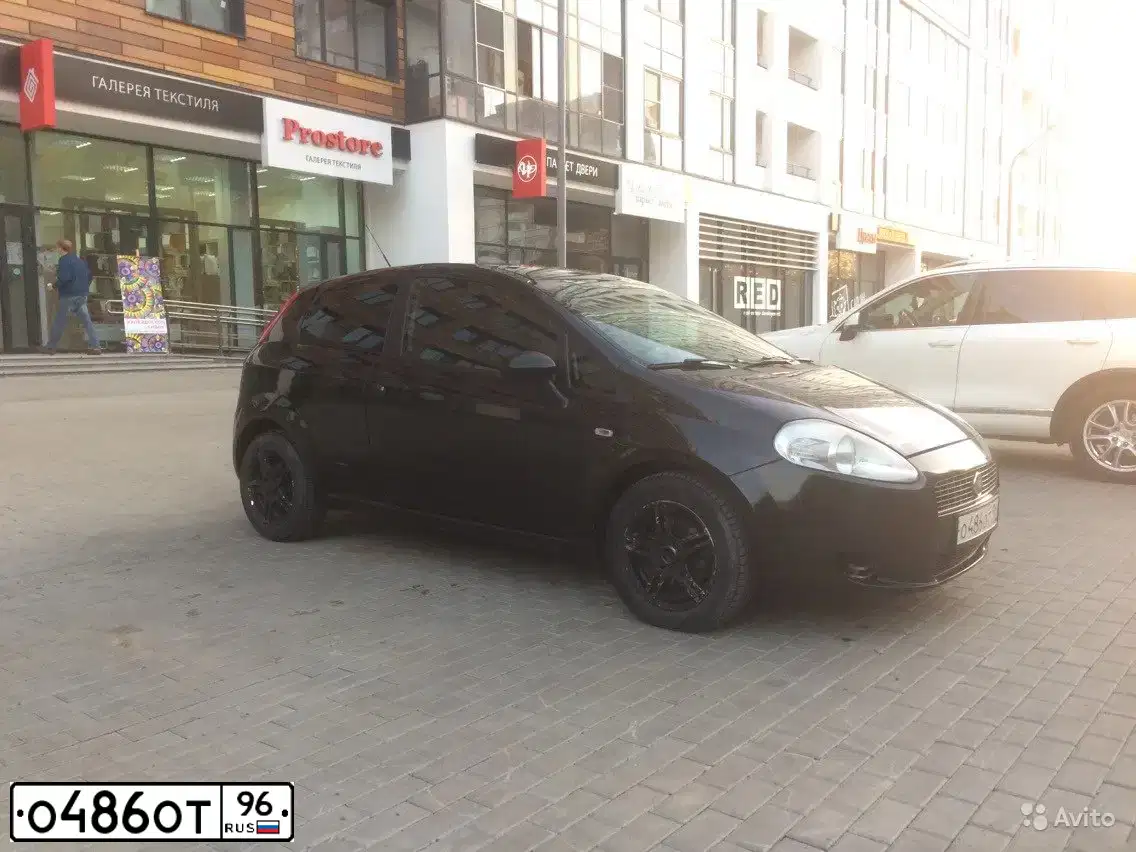 Фото автомобиля FIAT PUNTO, 2007 — госномер О908УЕ193. Цвет: ЧЕРНЫЙ