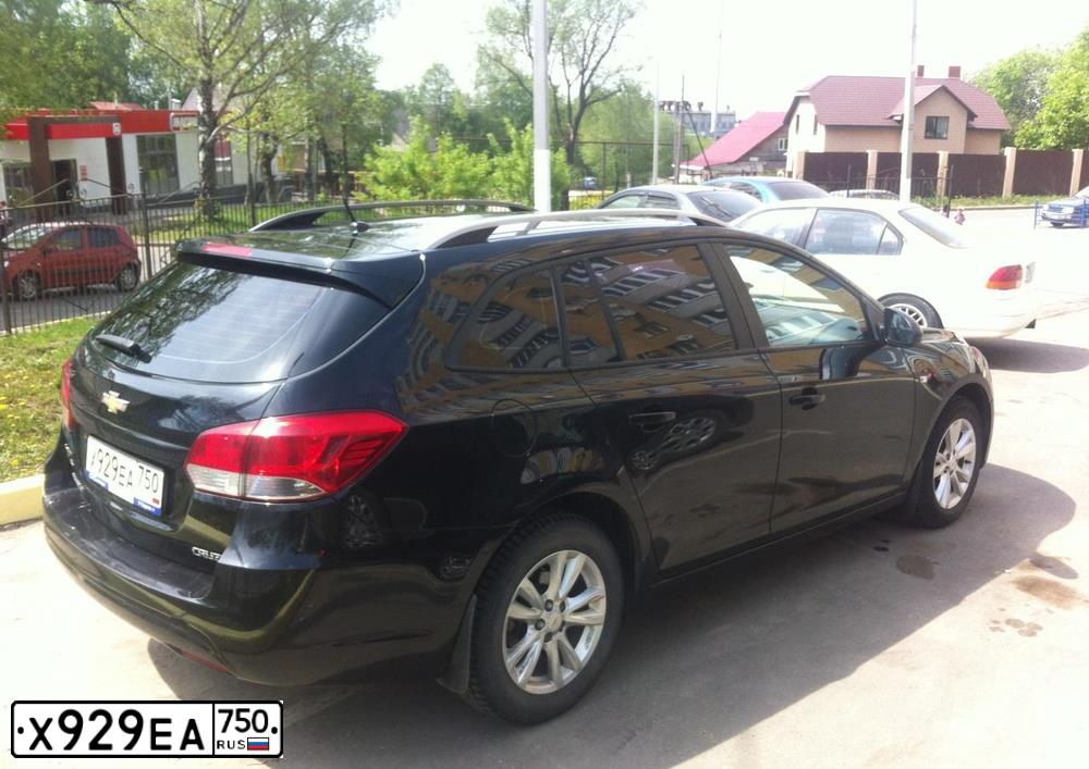 Фото автомобиля CHEVROLET CRUZE, 2013 — госномер Х929ЕА750. Цвет: ЧЕРНЫЙ