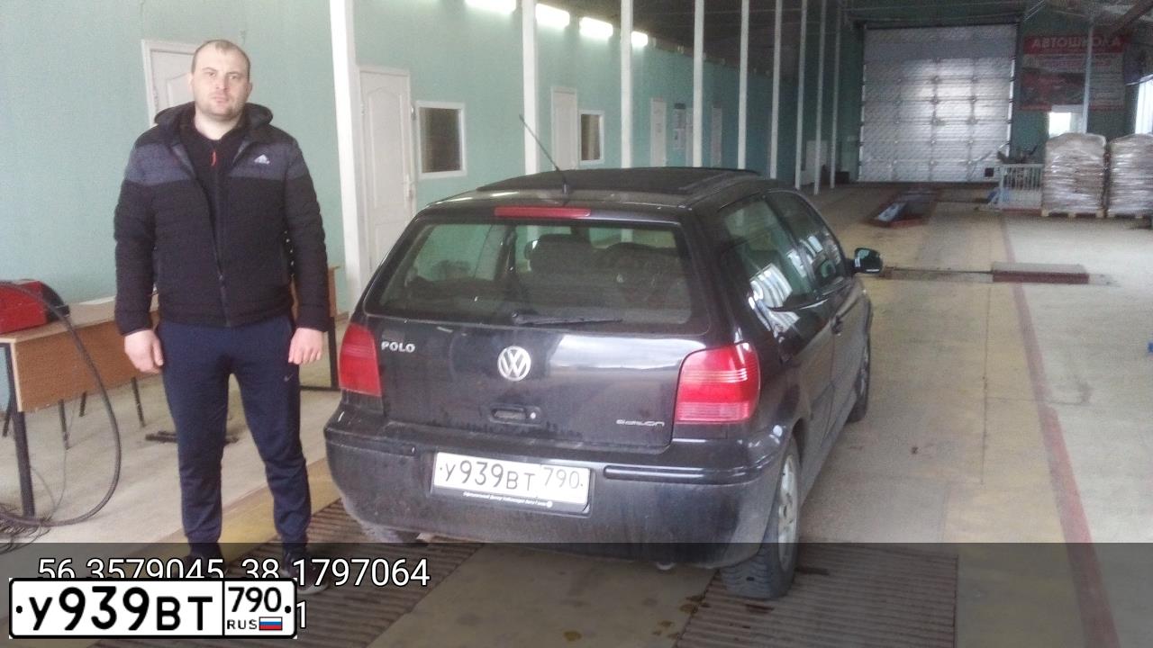 Фото автомобиля VOLKSWAGEN POLO, 2001 — госномер А334РК67. Цвет: ЧЕРНЫЙ