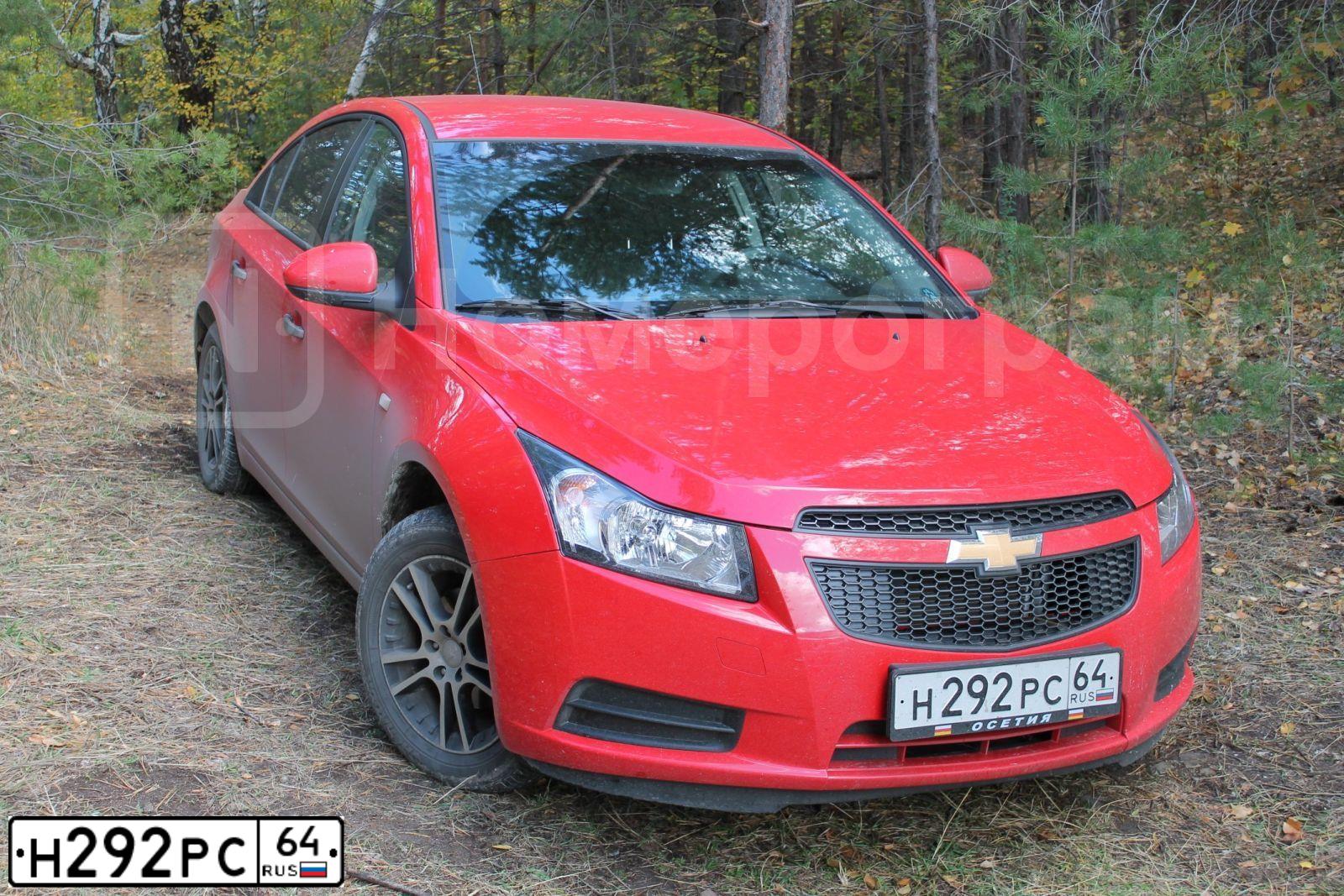 Фото автомобиля CHEVROLET CRUZE, 2012 — госномер М696МА164. Цвет: Красный