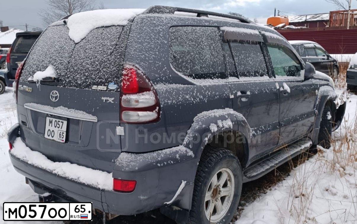Фото автомобиля TOYOTA LAND CRUISER PRADO, 2009 — госномер М057ОО65