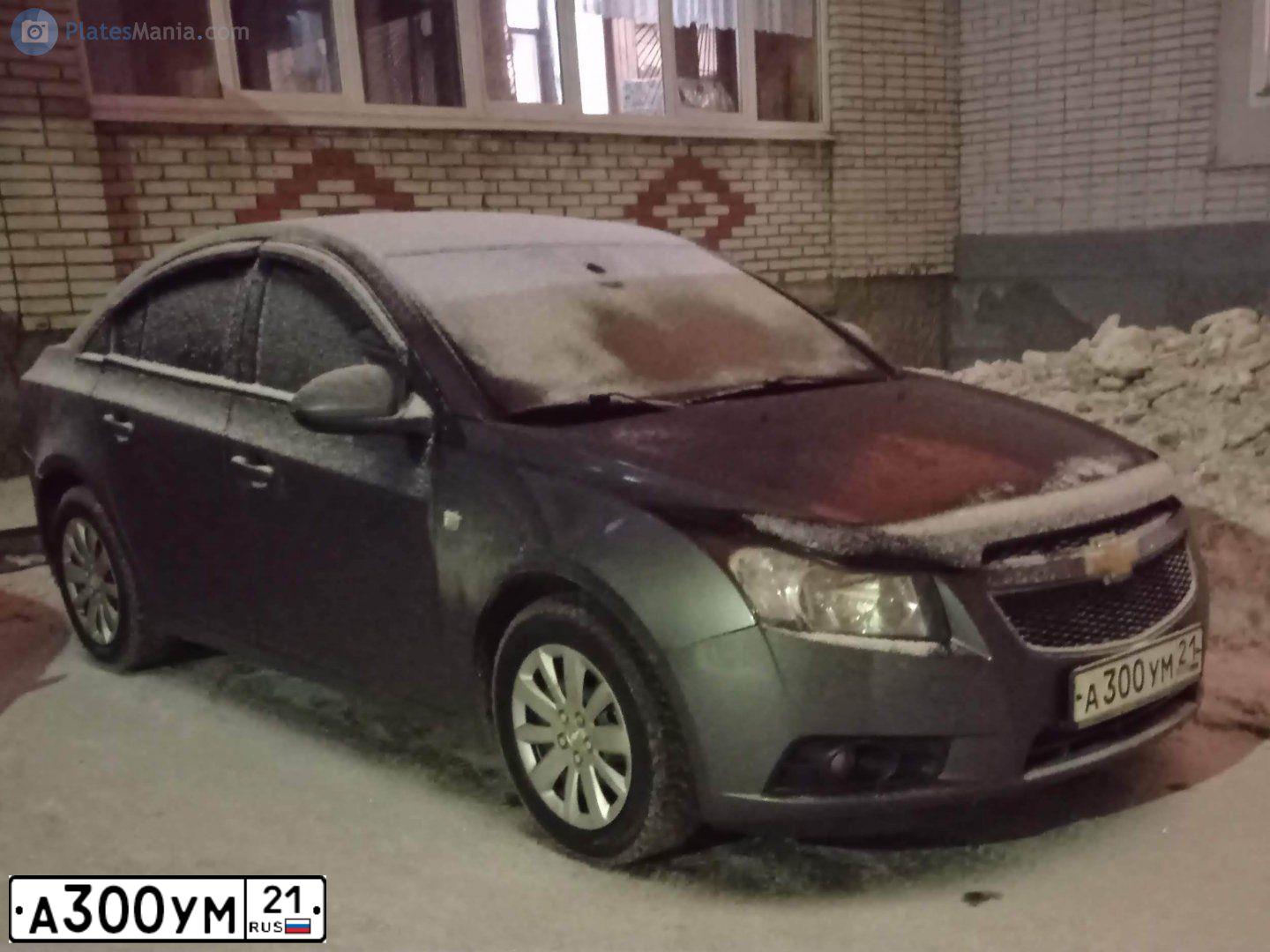 Фото автомобиля CHEVROLET CRUZE, 2010 — госномер Е283ВХ181. Цвет: СЕРЫЙ МЕТАЛЛИК