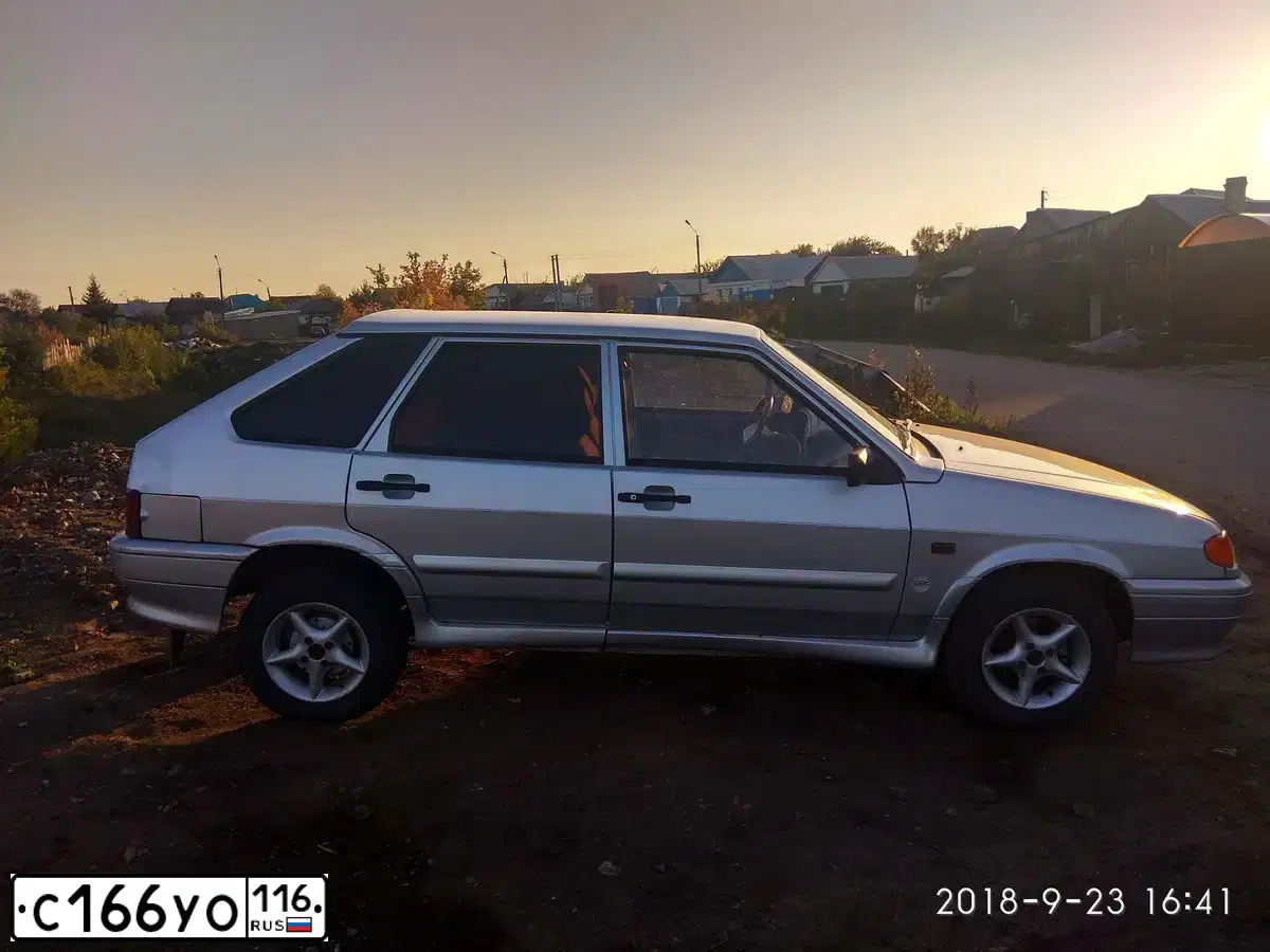 Фото автомобиля LADA 2114 SAMARA, 2008 — госномер С166УО116. Цвет: СВЕТЛО-СЕРЕБРИСТЫЙ МЕТАЛЛ