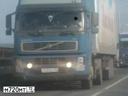 Фото автомобиля VOLVO FH-TRUCK 4X2, 2006 — госномер С283КМ05