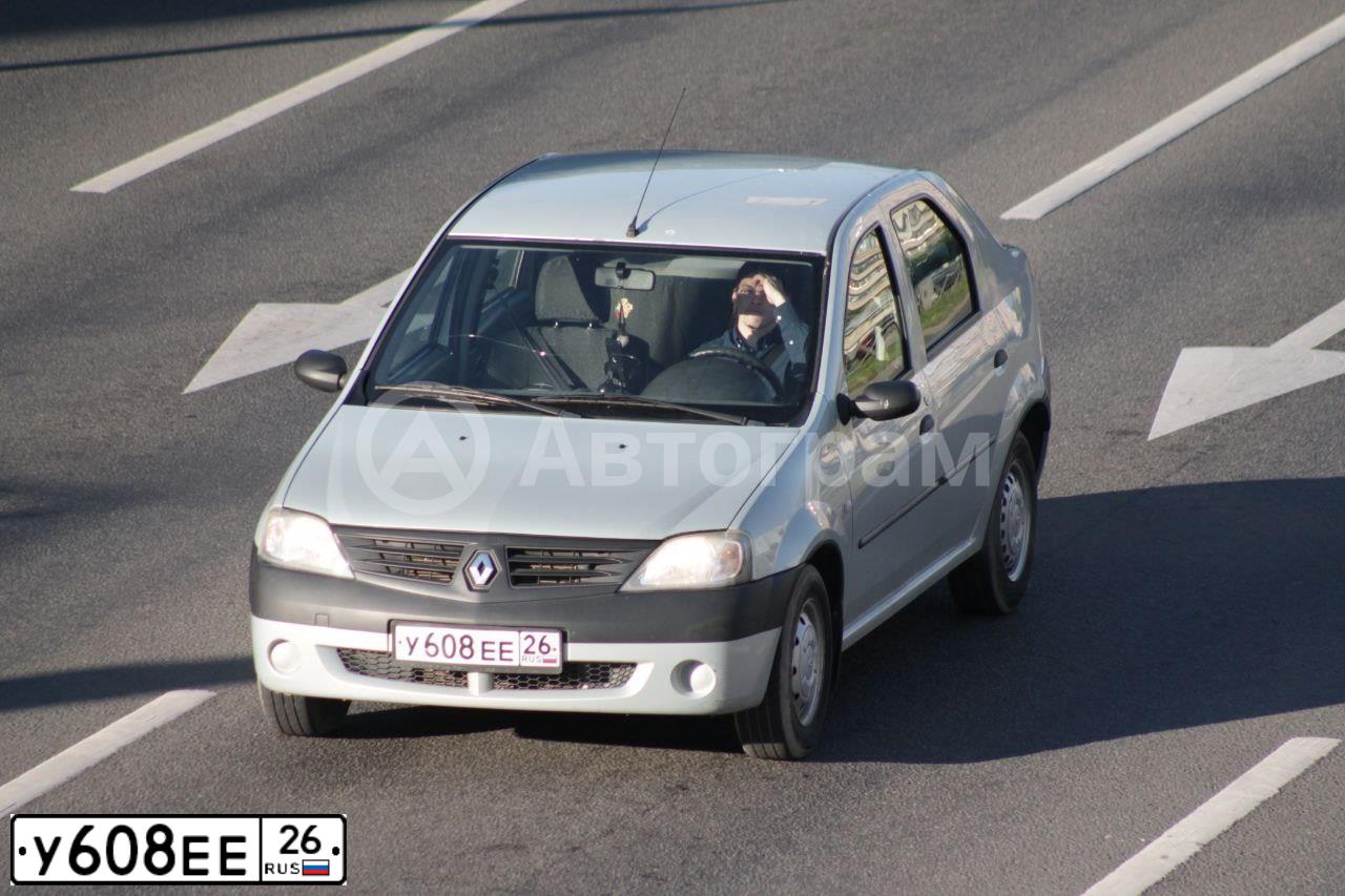 Фото автомобиля RENAULT LOGAN, 2009 — госномер У608ЕЕ26. Цвет: СЕРЫЙ