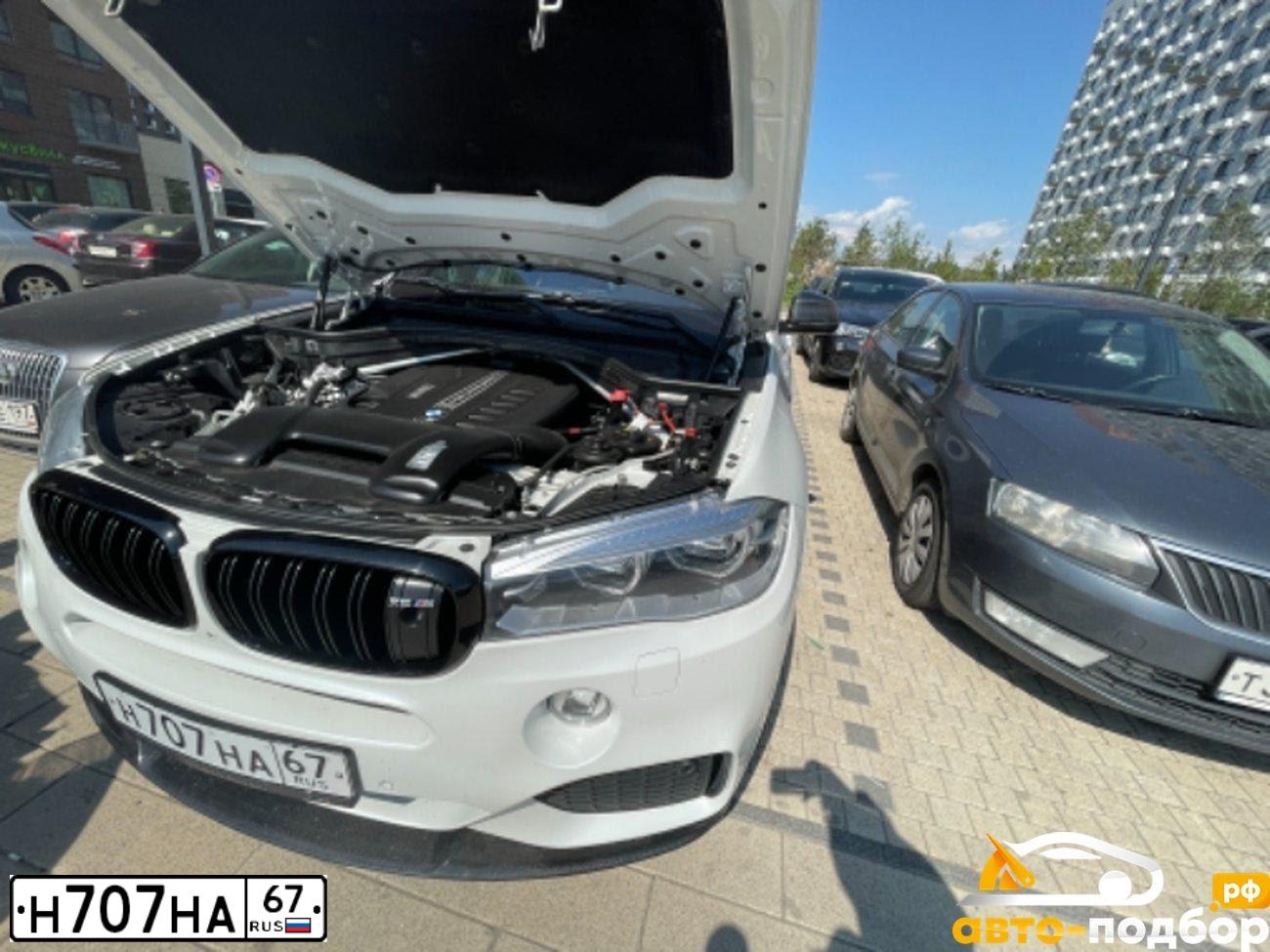 Фото автомобиля BMW X6, 2012 — госномер С335ХА190. Цвет: синий