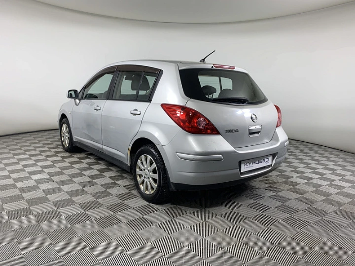 Фото автомобиля NISSAN TIIDA, 2007. Цвет: СВЕТЛО-СЕРЫЙ