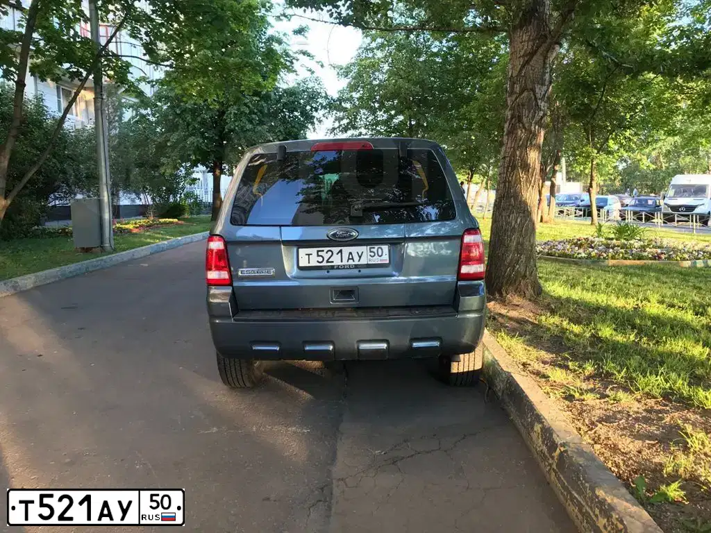Фото автомобиля FORD ESCAPE, 2010 — госномер У762МР142. Цвет: СЕРО-ГОЛУБОЙ