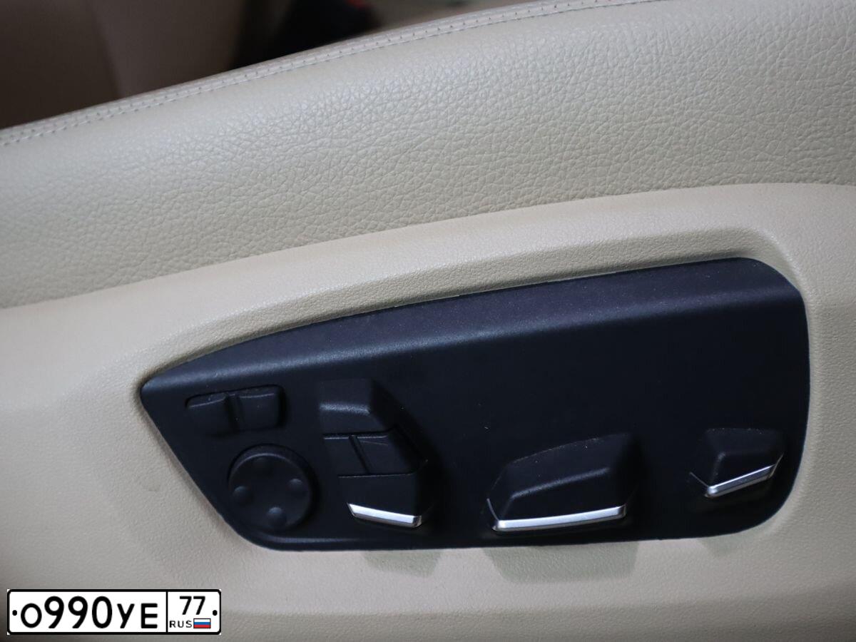Фото автомобиля BMW SERIE 7, 2013 — госномер Х539УТ55. Цвет: СЕРЫЙ ТЕМНЫЙ