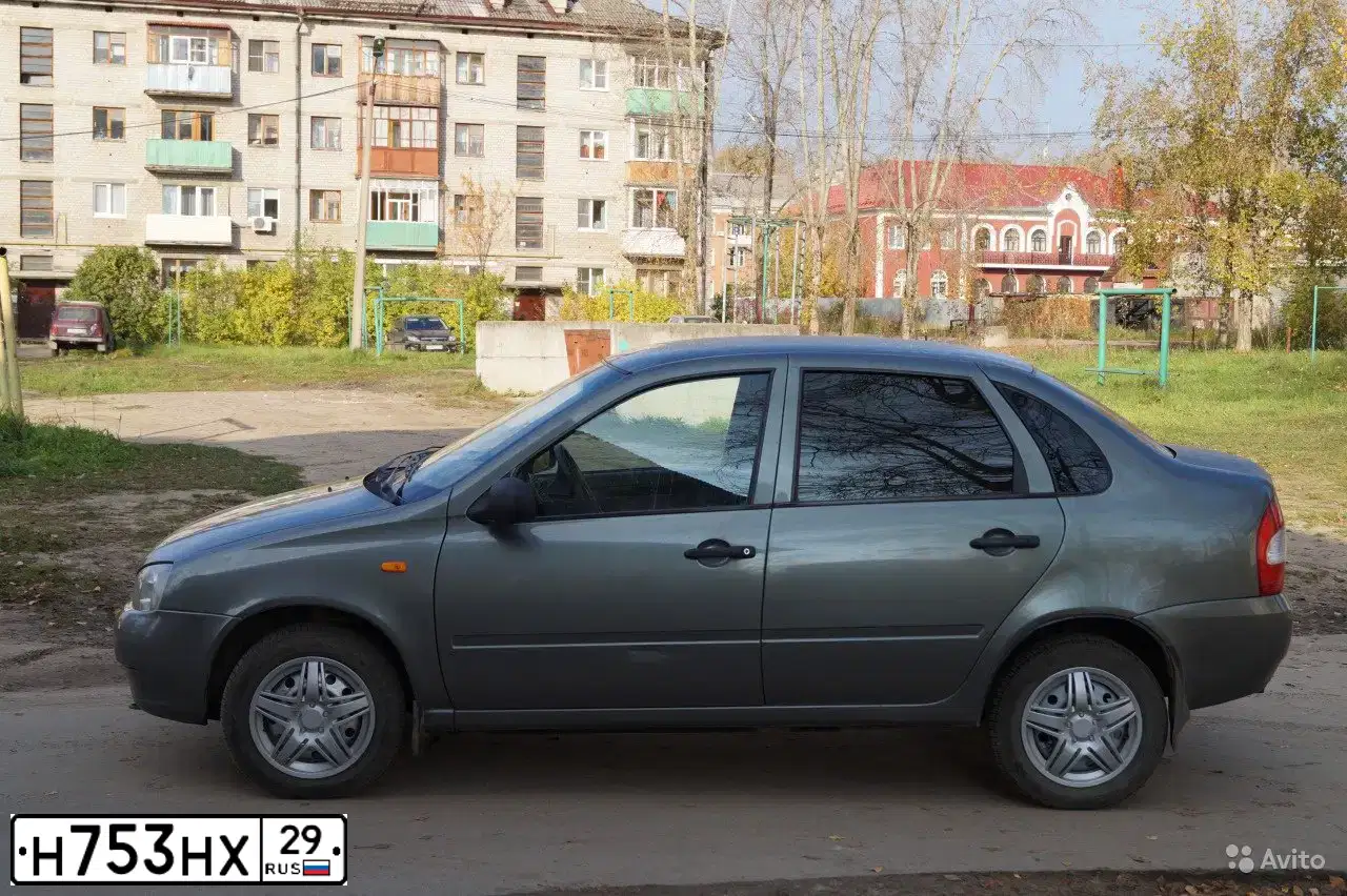 Фото автомобиля LADA 1118 KALINA, 2008 — госномер Т058НЕ152. Цвет: Темно-серый металлик
