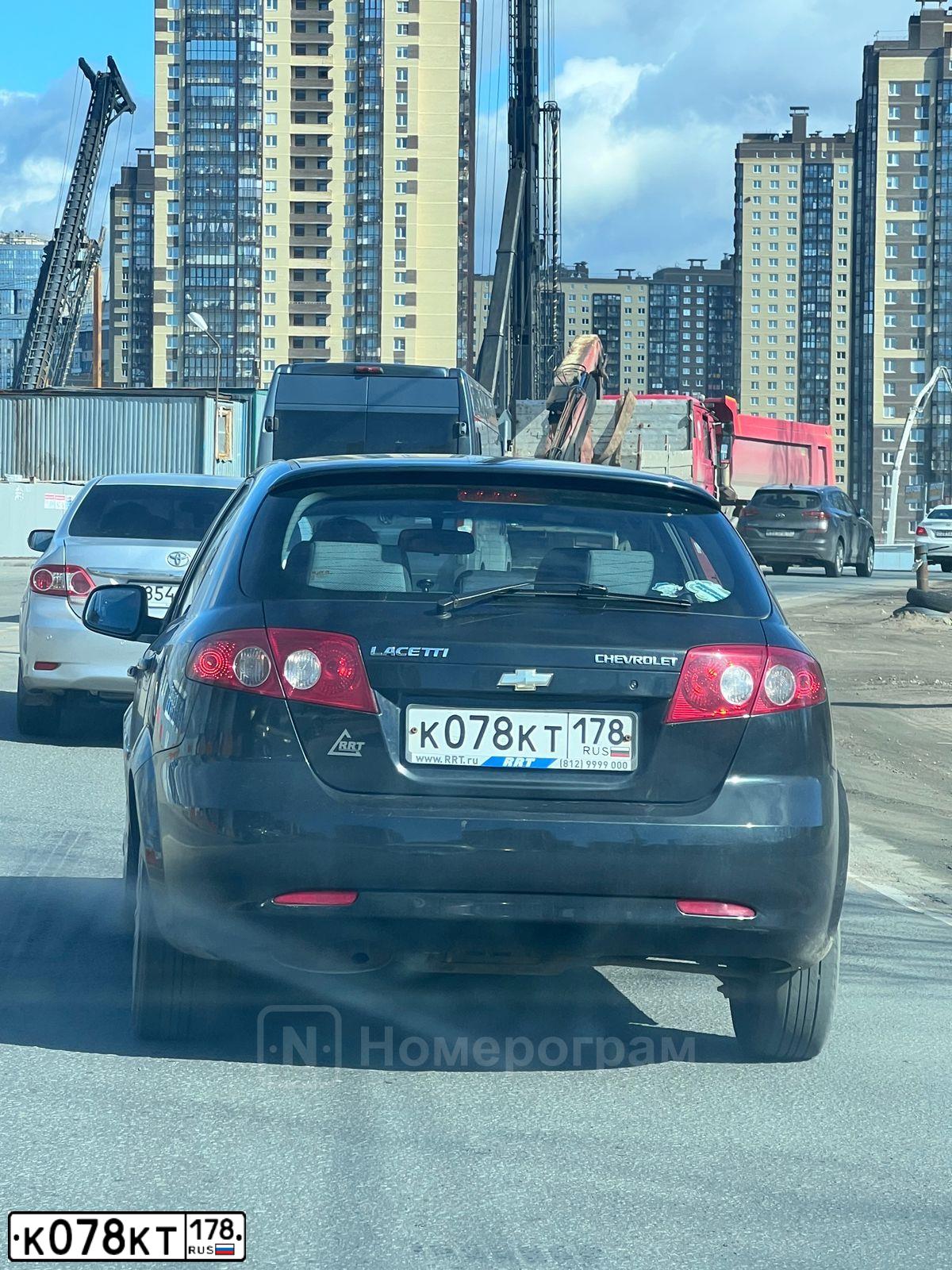 Фото автомобиля CHEVROLET LACETTI, 2011 — госномер К078КТ178. Цвет: ЧЕРНЫЙ